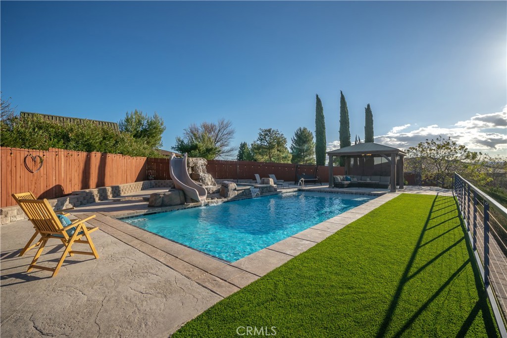 1029 Vista Grande Street