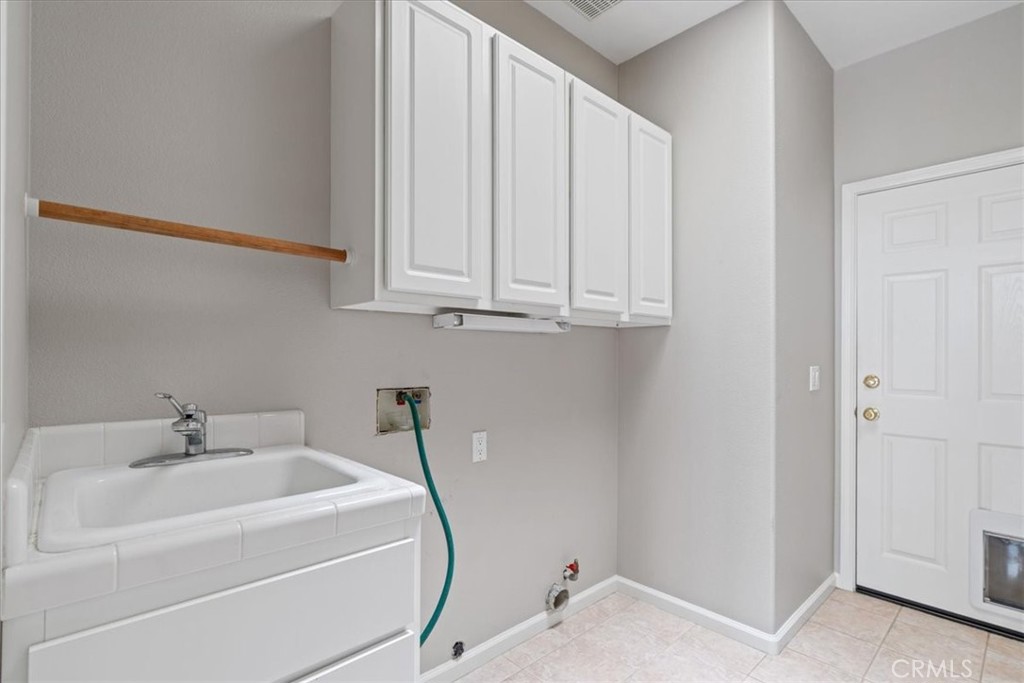 2331 Humboldt Street