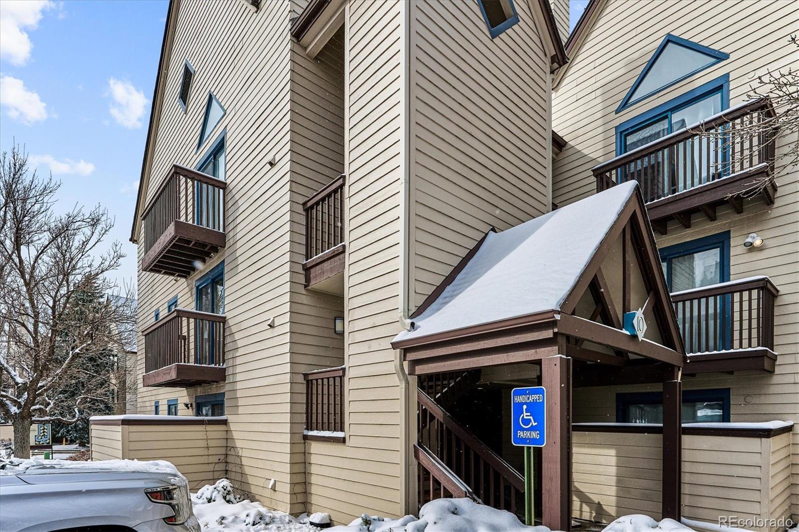 6380 S Boston Street Unit: 207