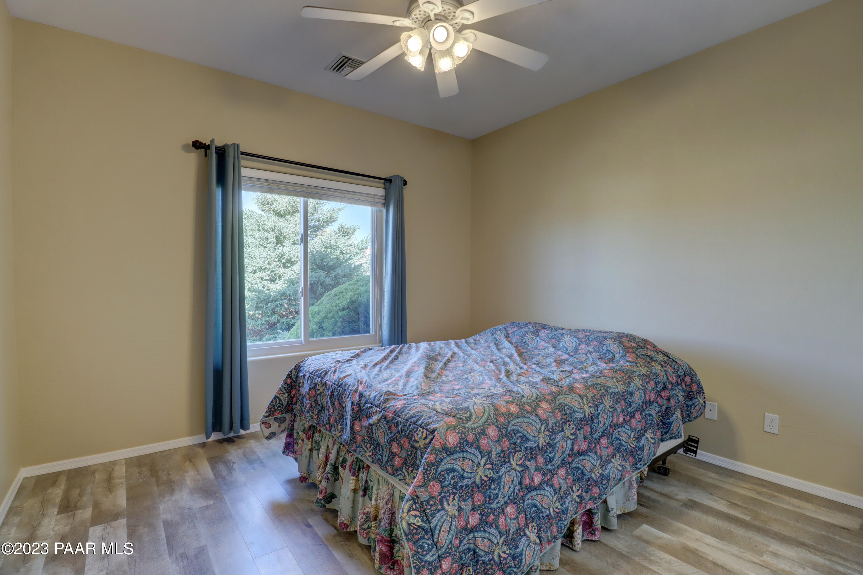 6933 N Pinnacle Pass Drive