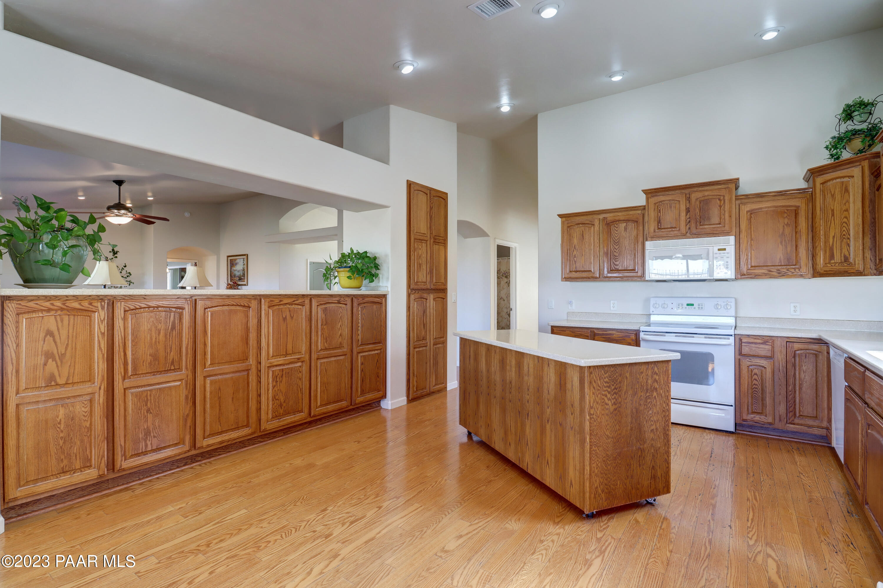 7580 N Park Crest Lane