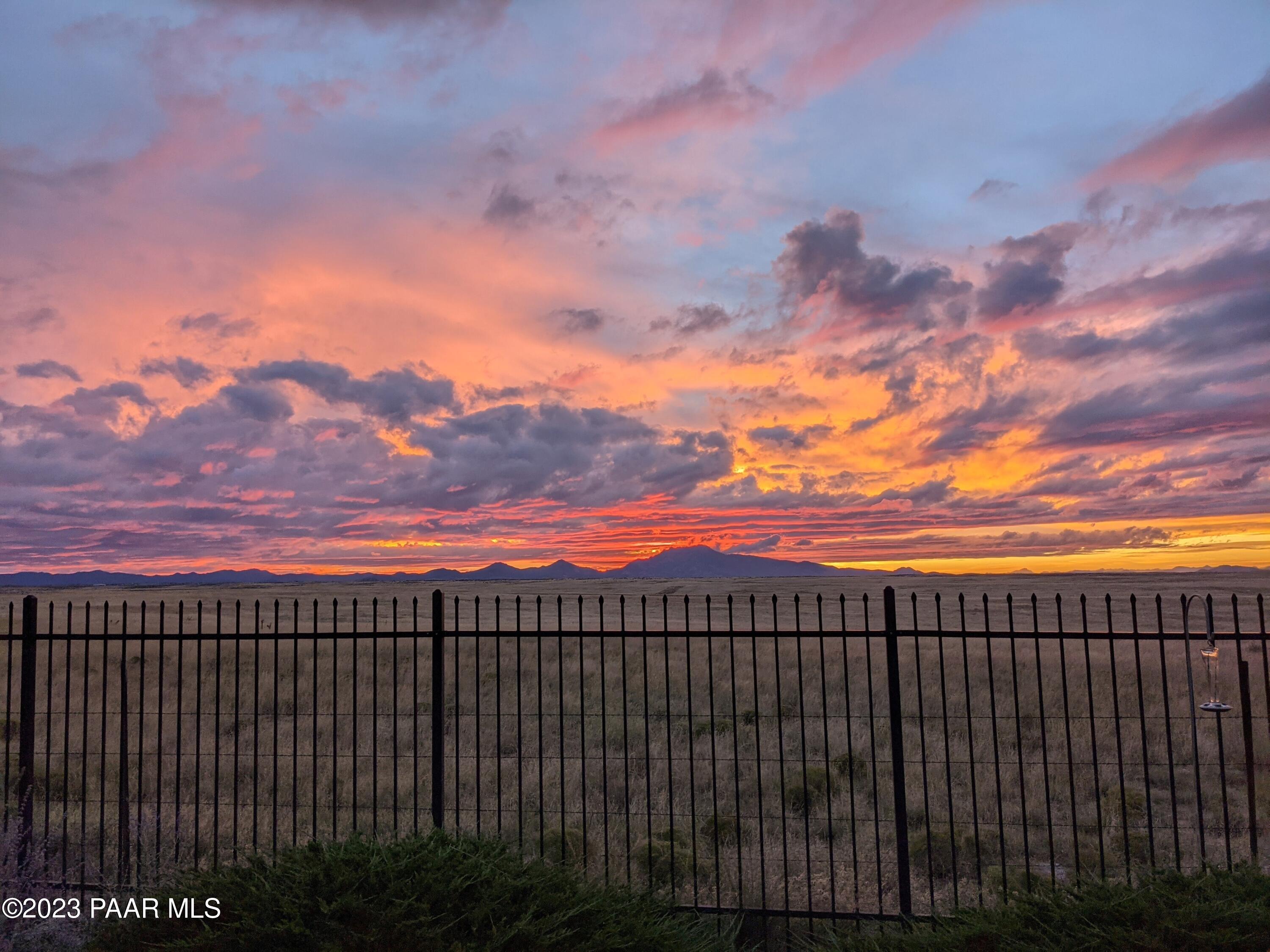 7580 N Park Crest Lane