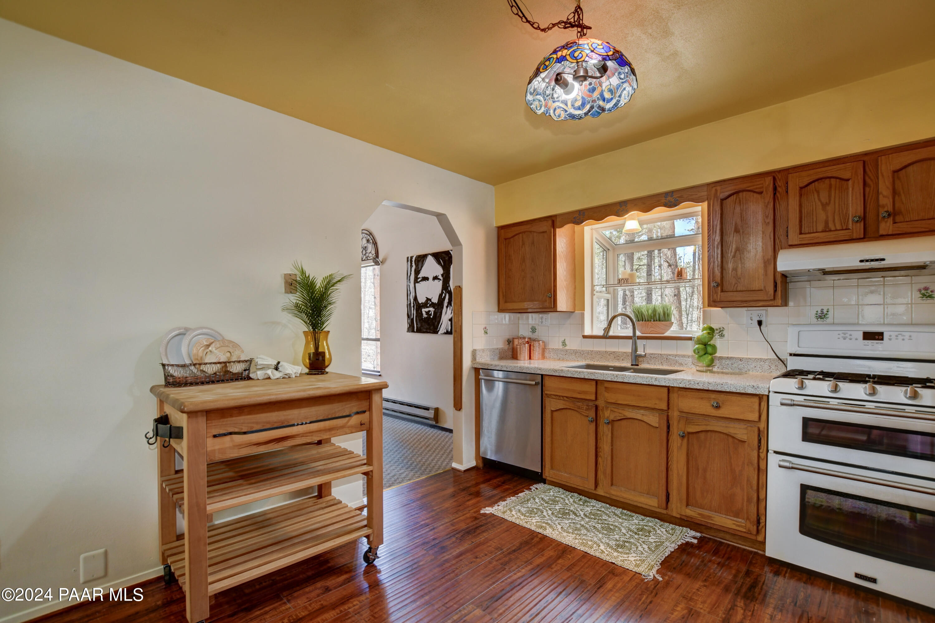 1458 E Silver King Circle