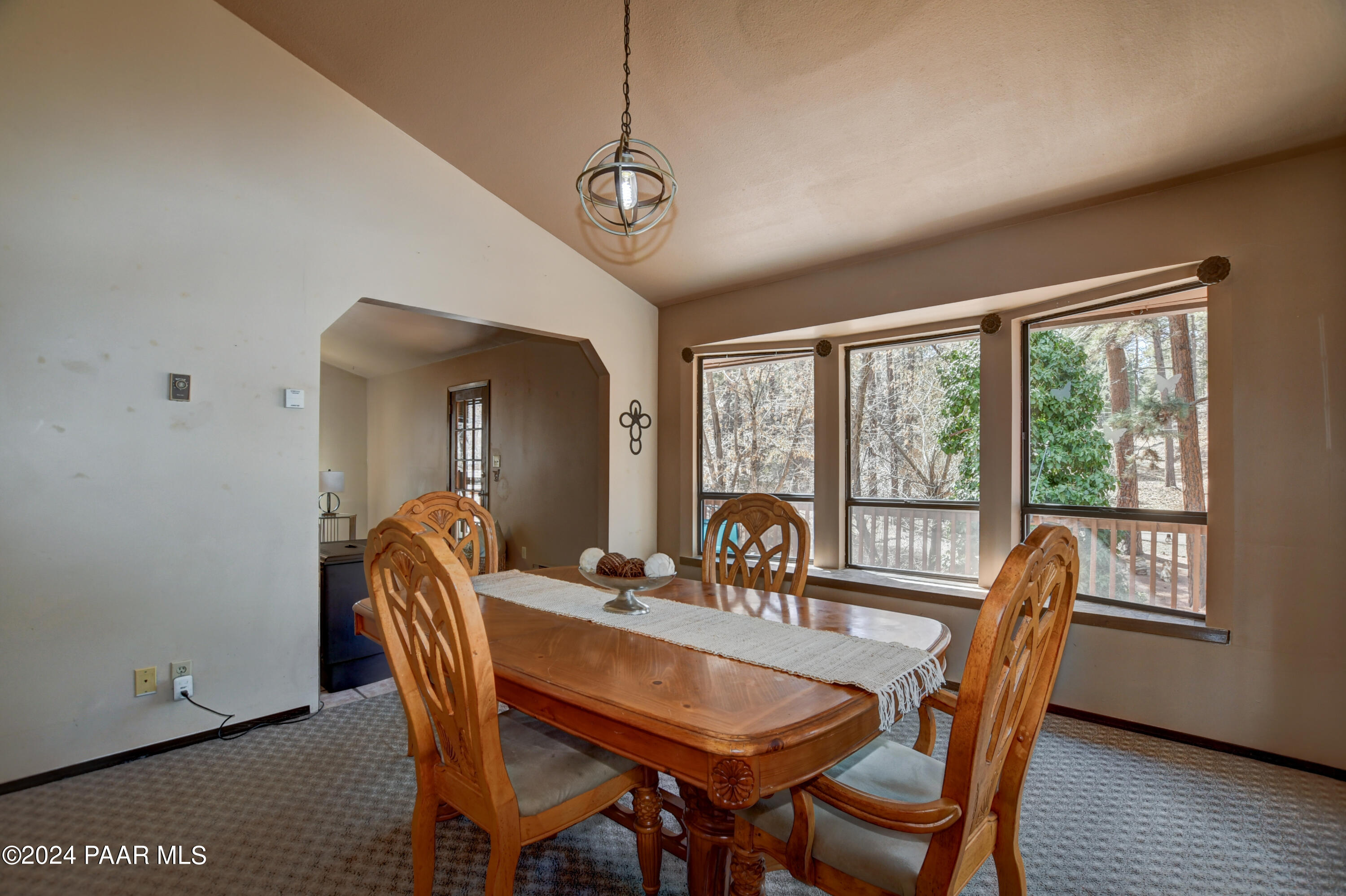 1458 E Silver King Circle