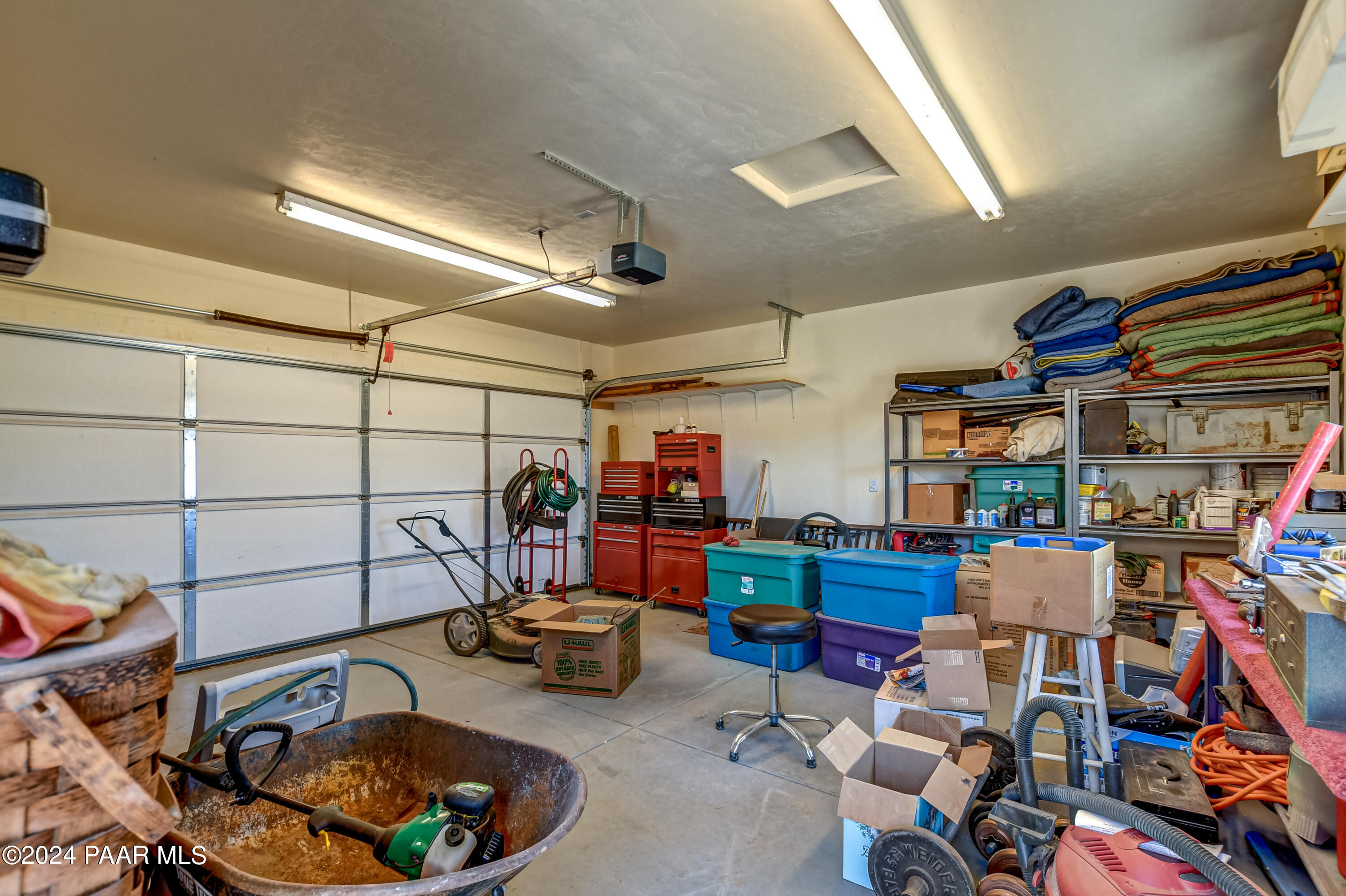 11305 N Retriever Lane
