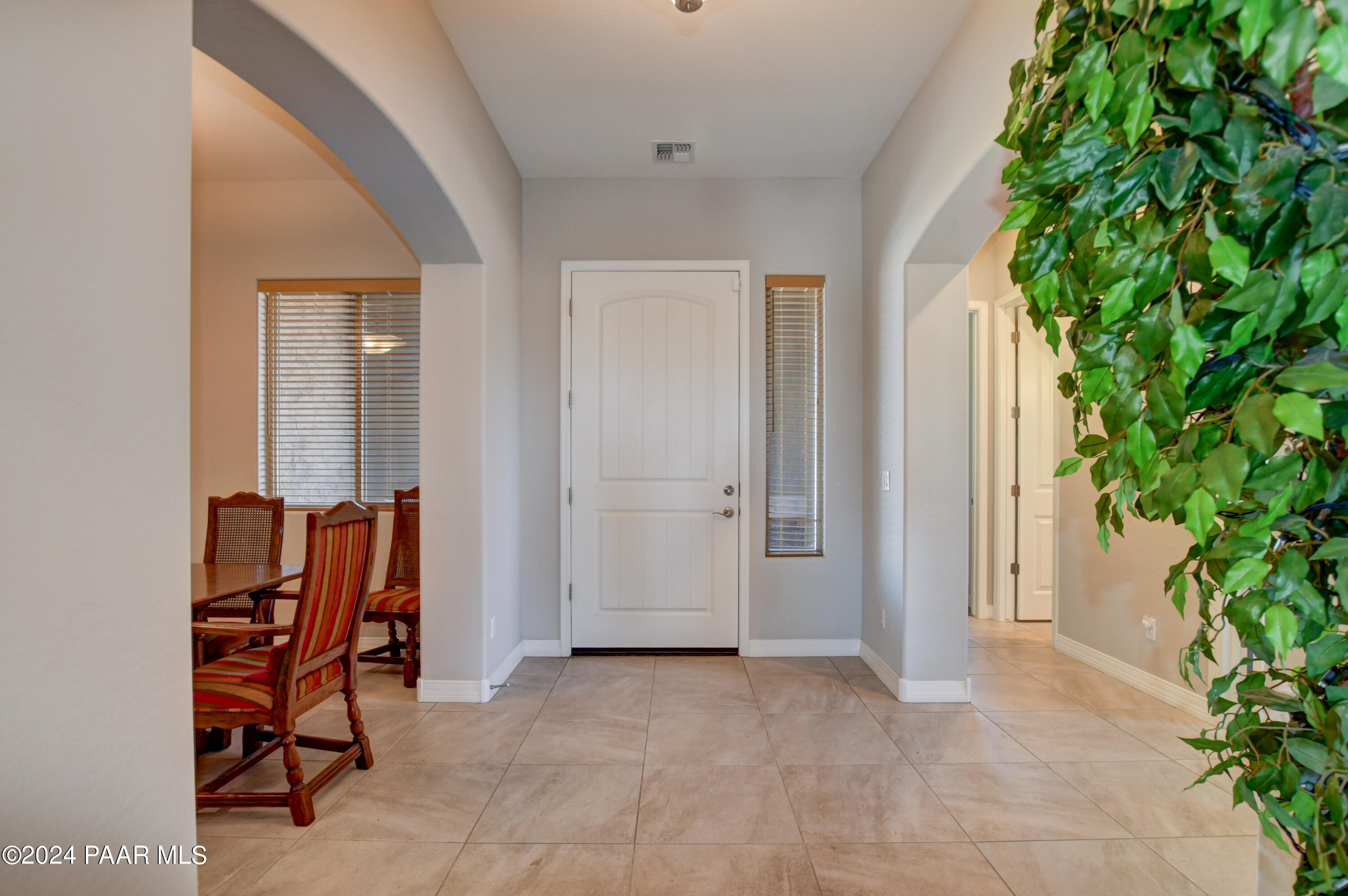 5387 N Chilton Court