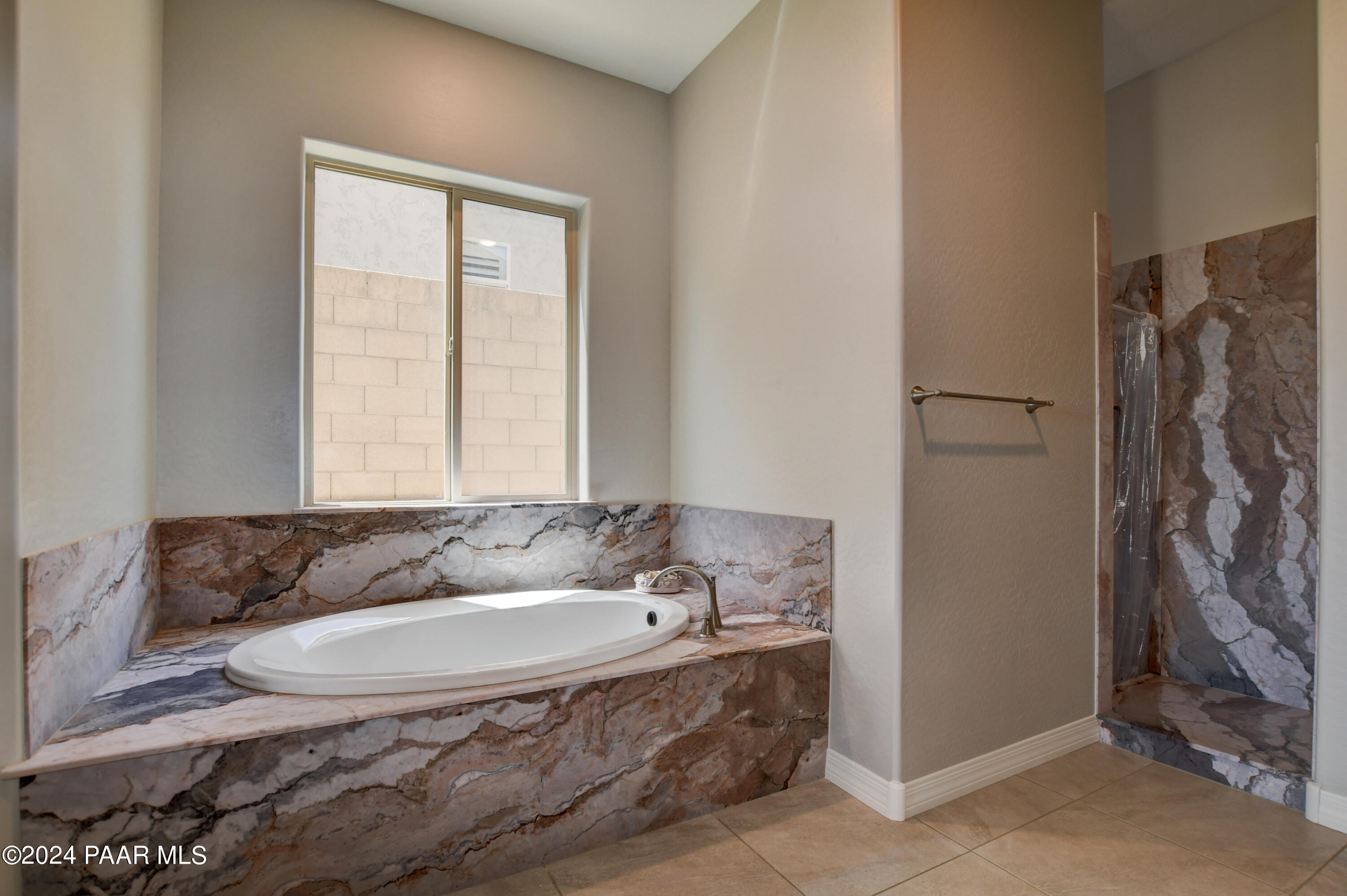 5387 N Chilton Court