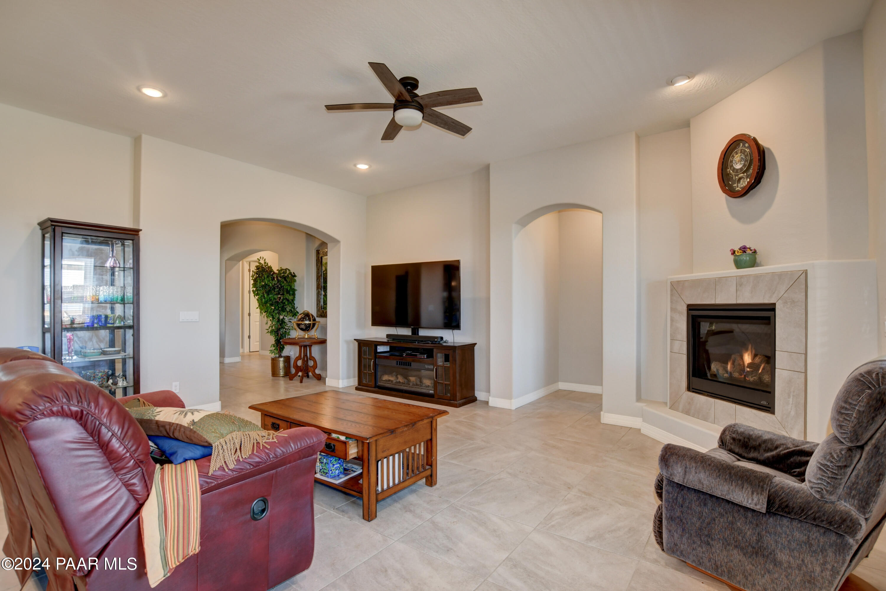 5387 N Chilton Court