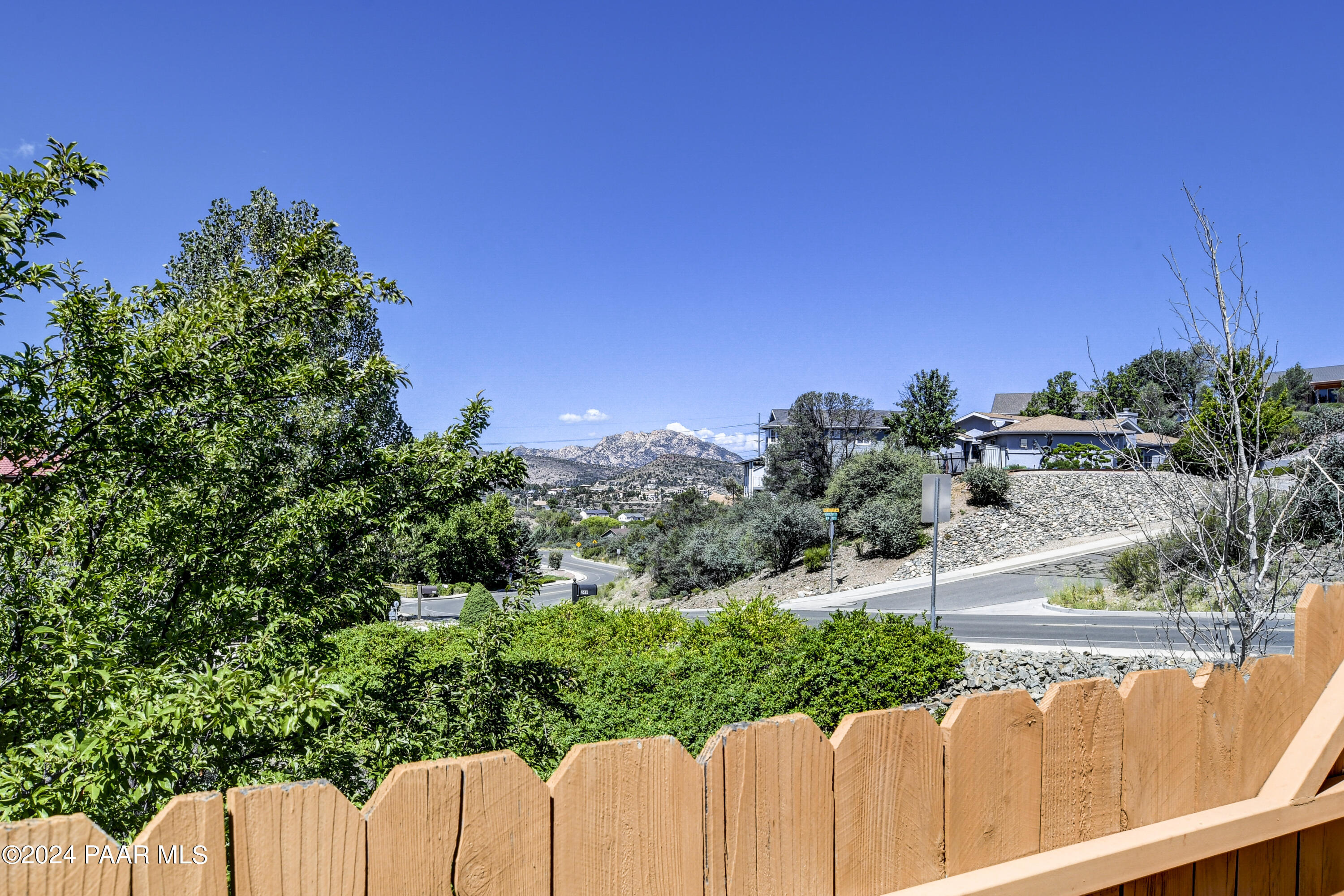 2506 Lakewood Drive