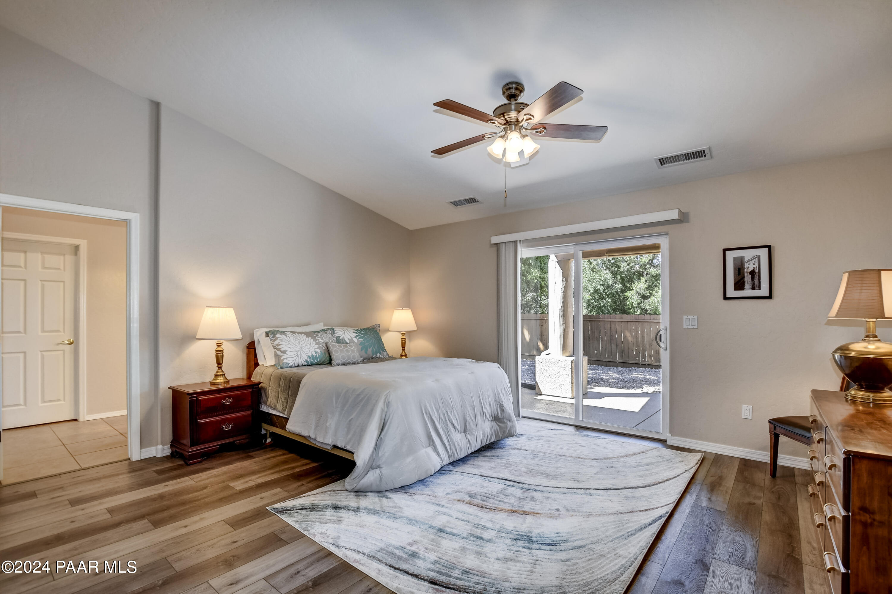2506 Lakewood Drive