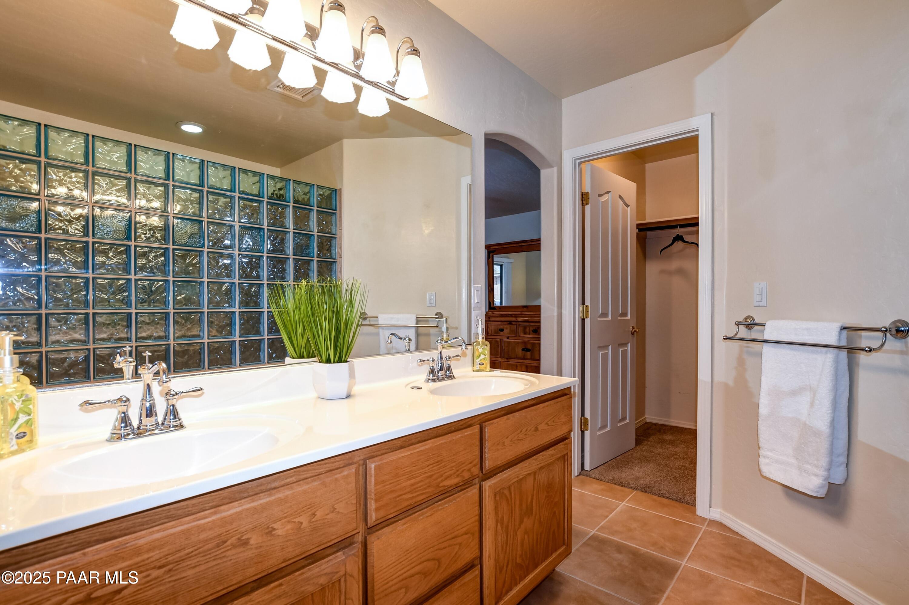 7091 E Granite Peaks