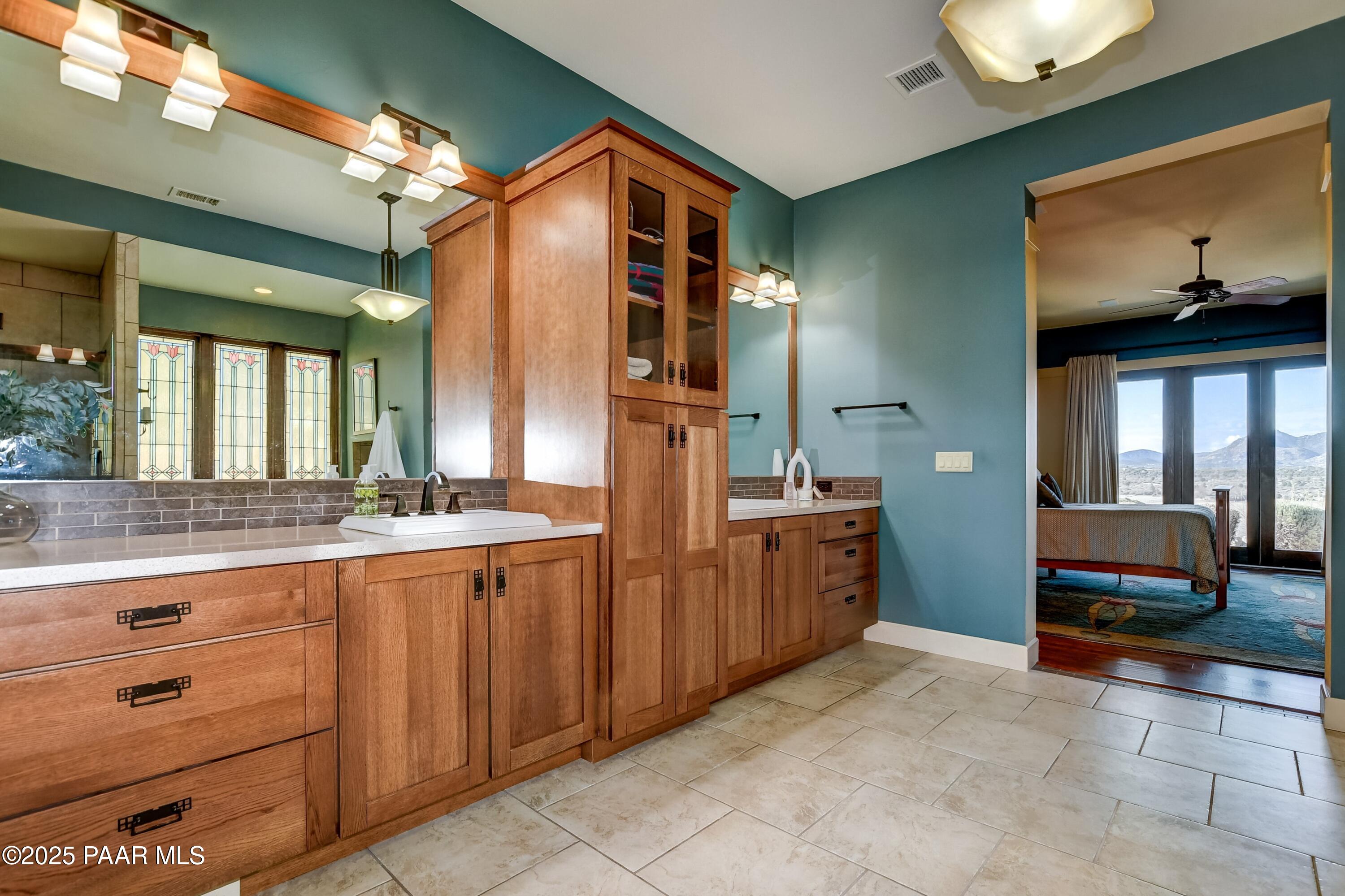 11355 N Waylands Trail