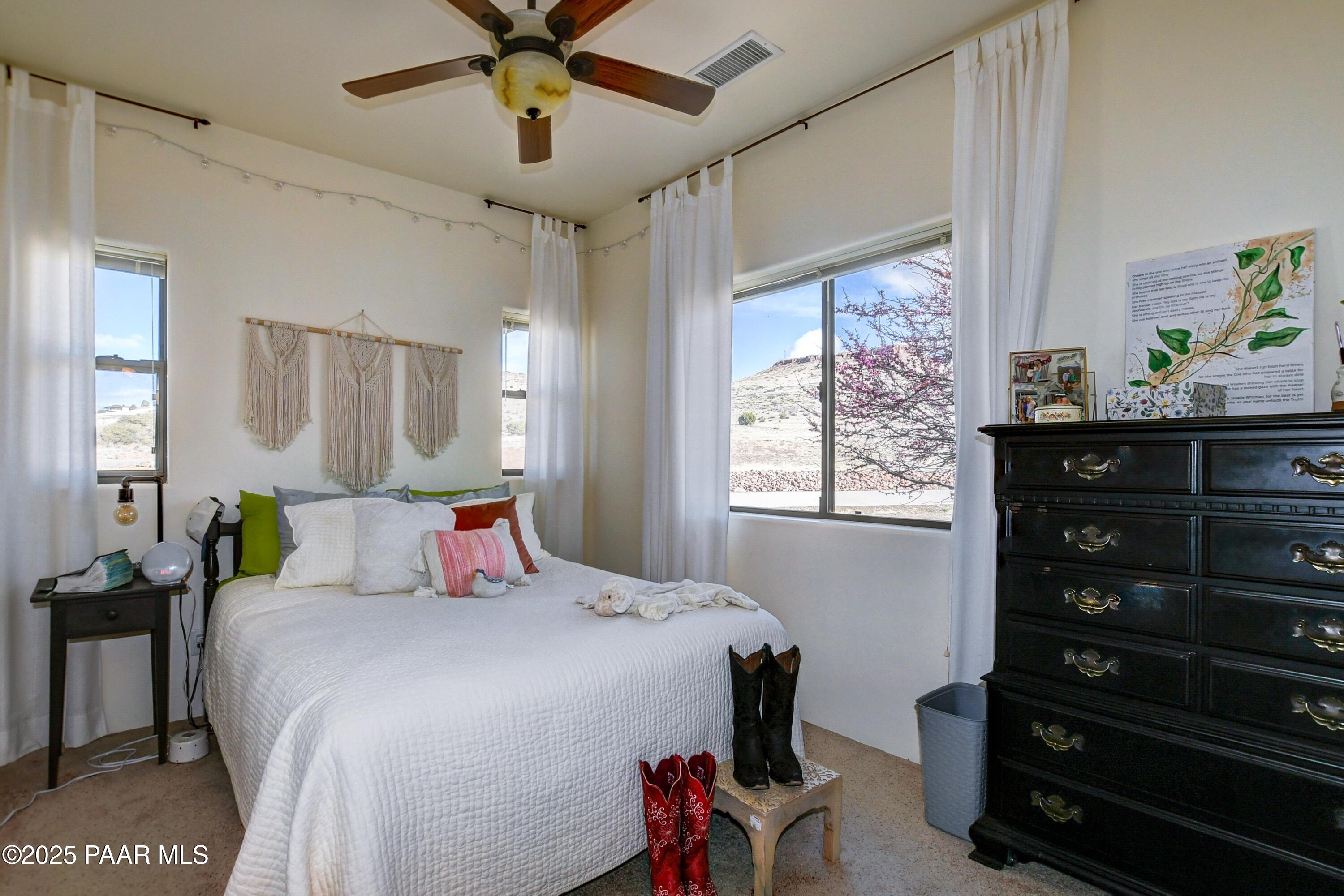 11355 N Waylands Trail
