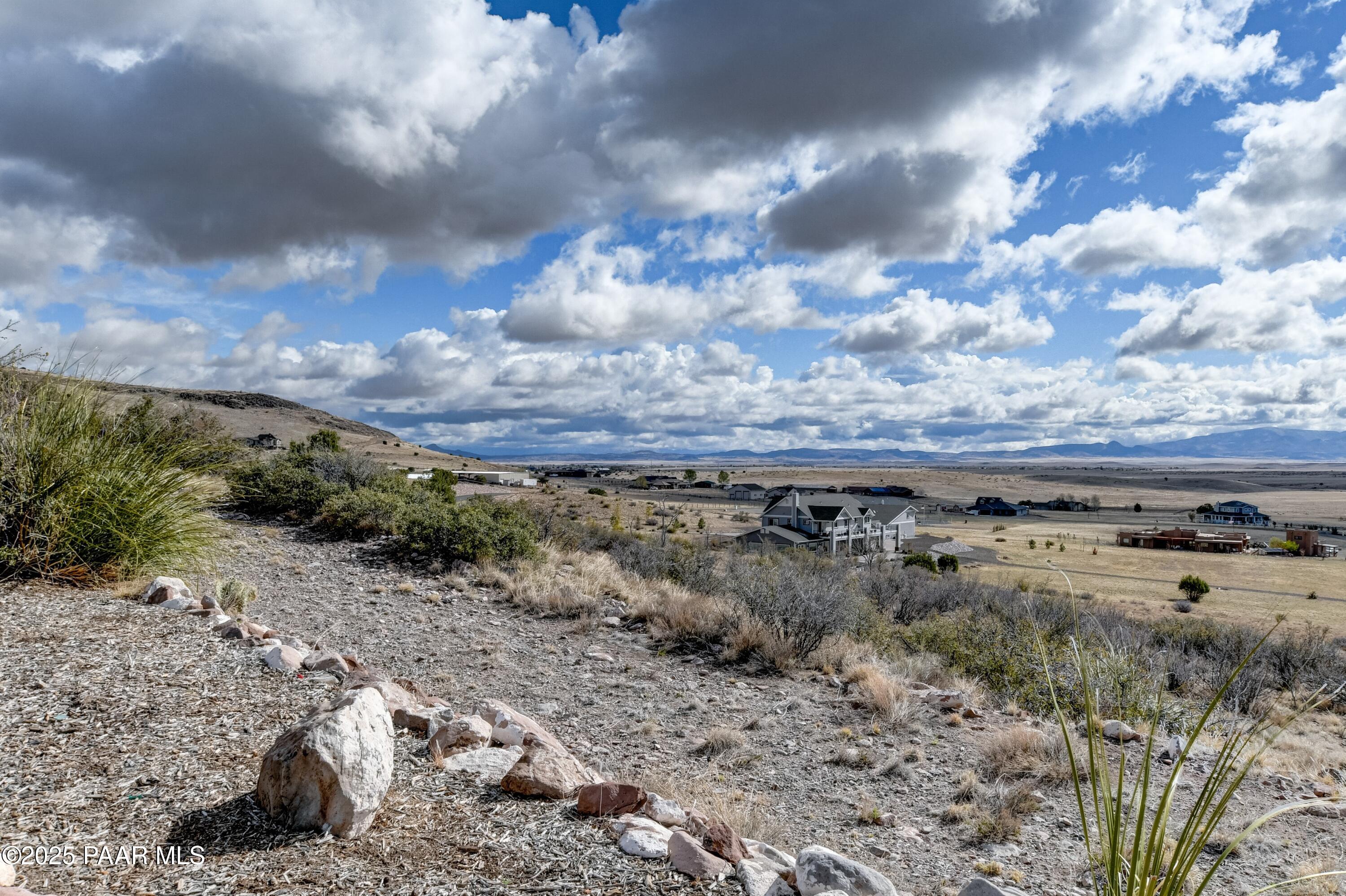 11355 N Waylands Trail