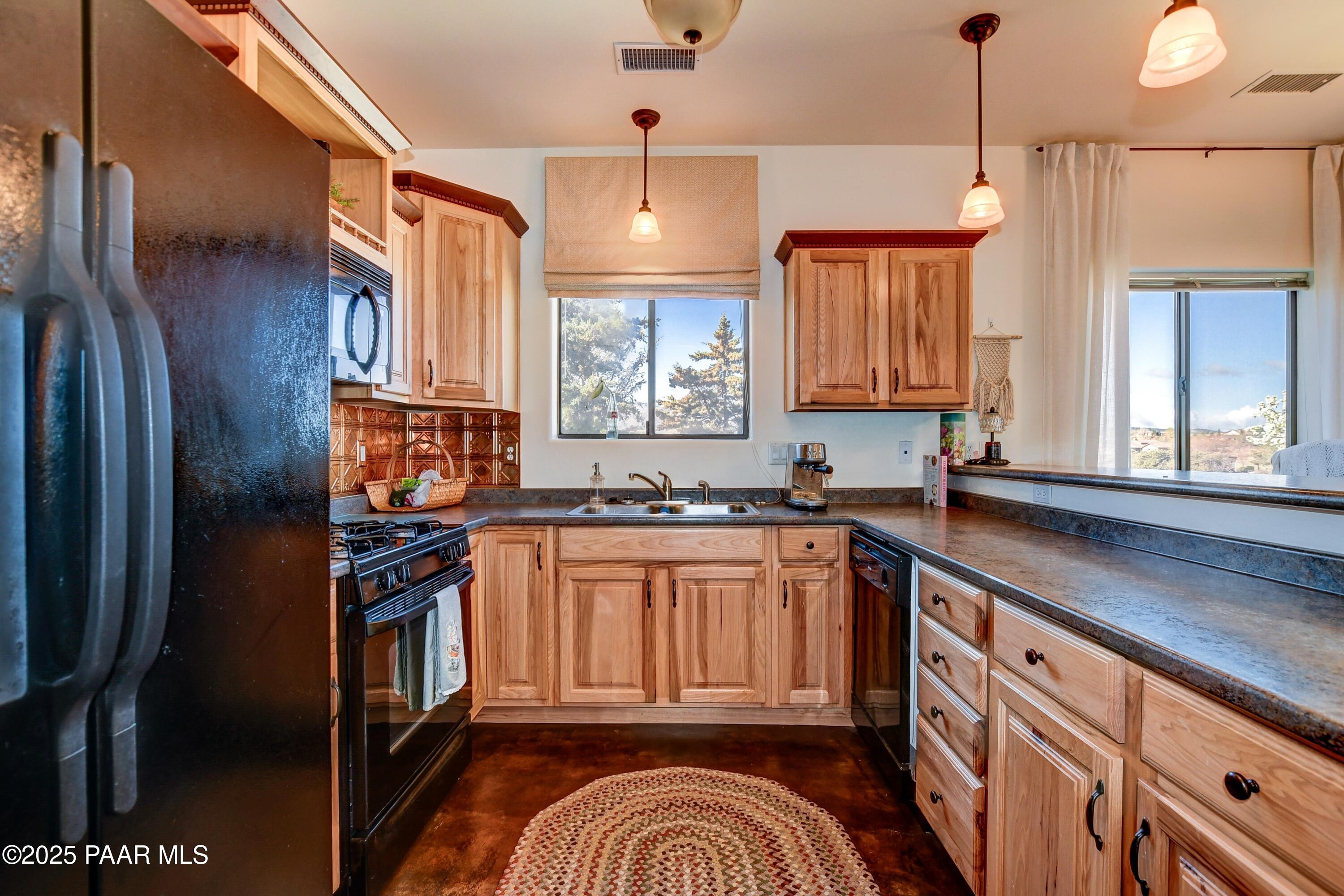 11355 N Waylands Trail
