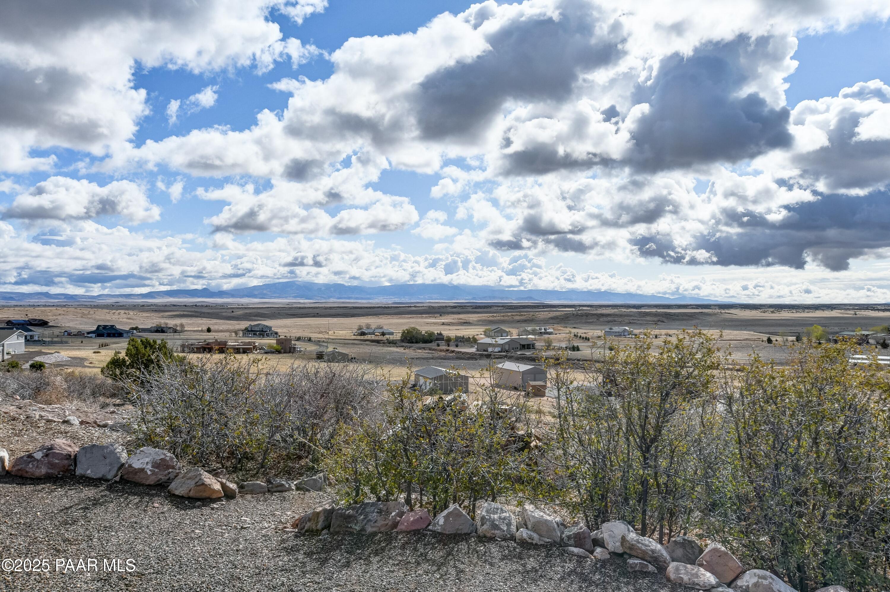 11355 N Waylands Trail