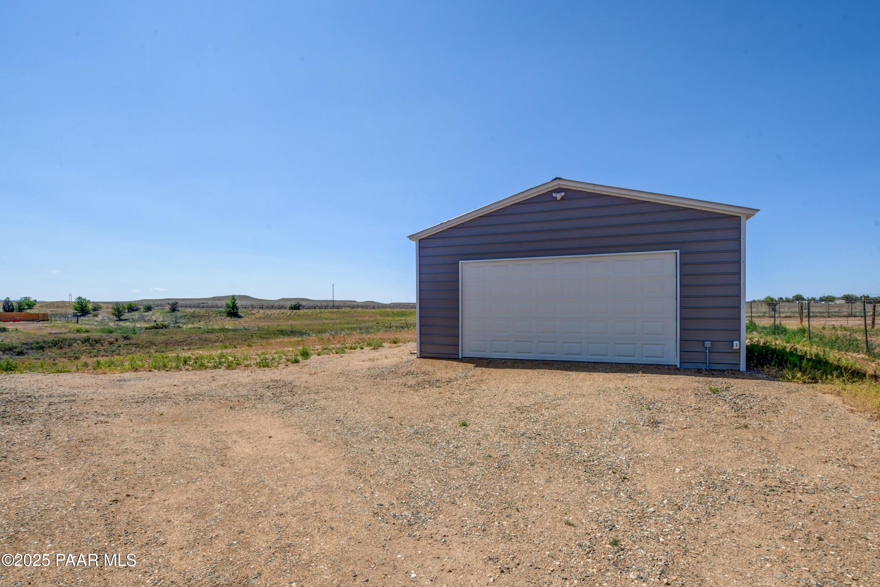 1635 E Road 2 South