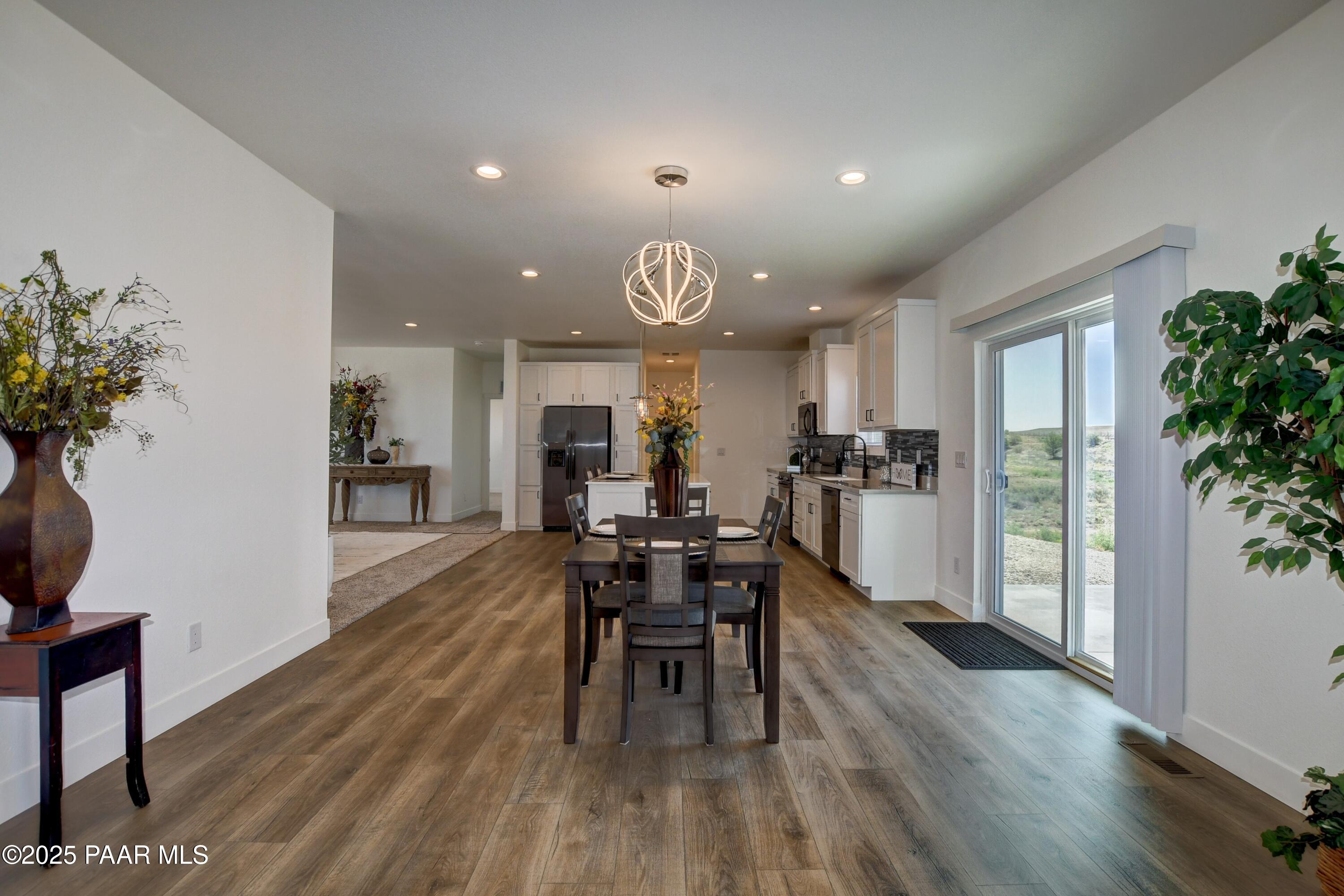 1635 E Road 2 South