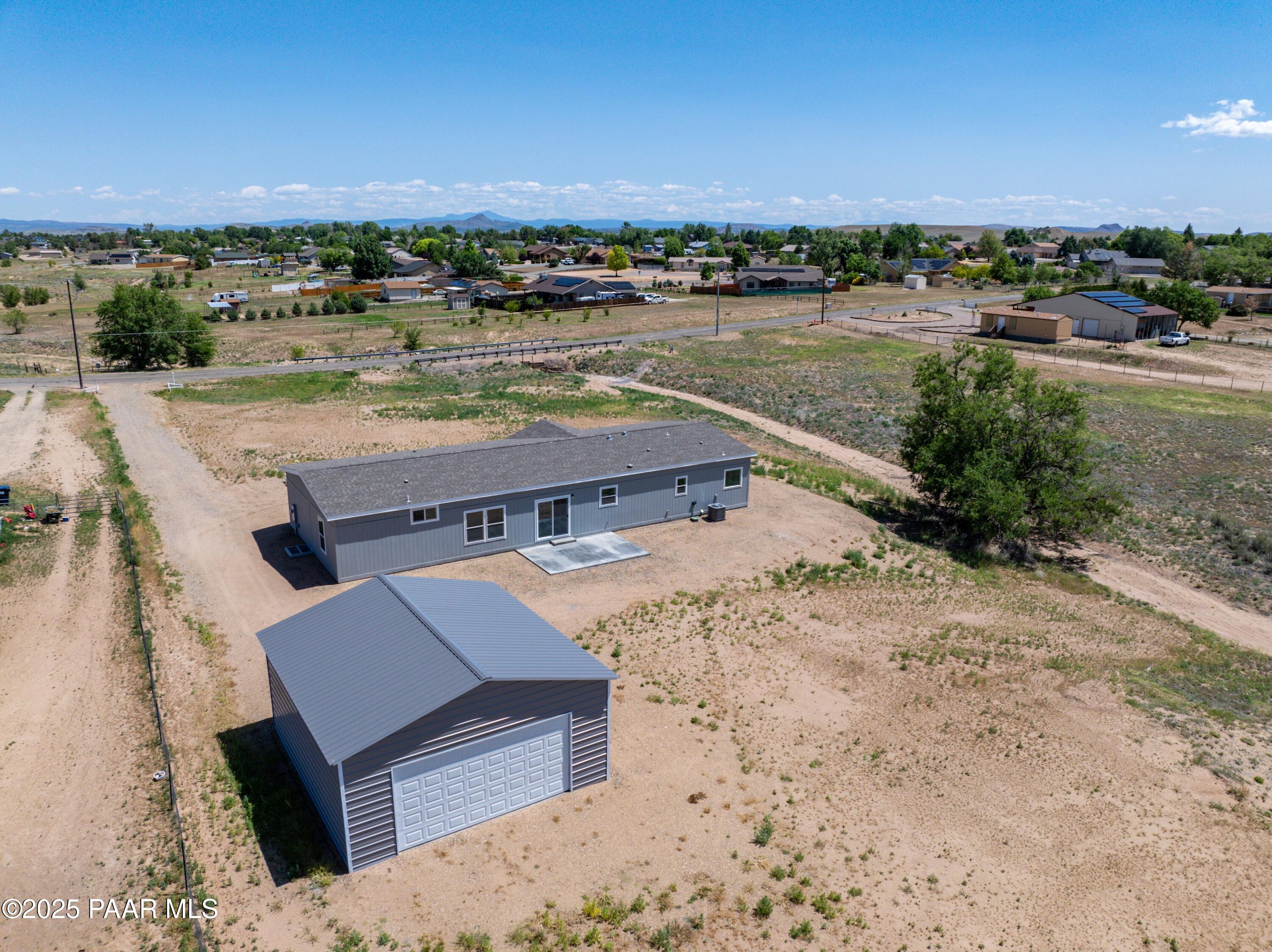 1635 E Road 2 South
