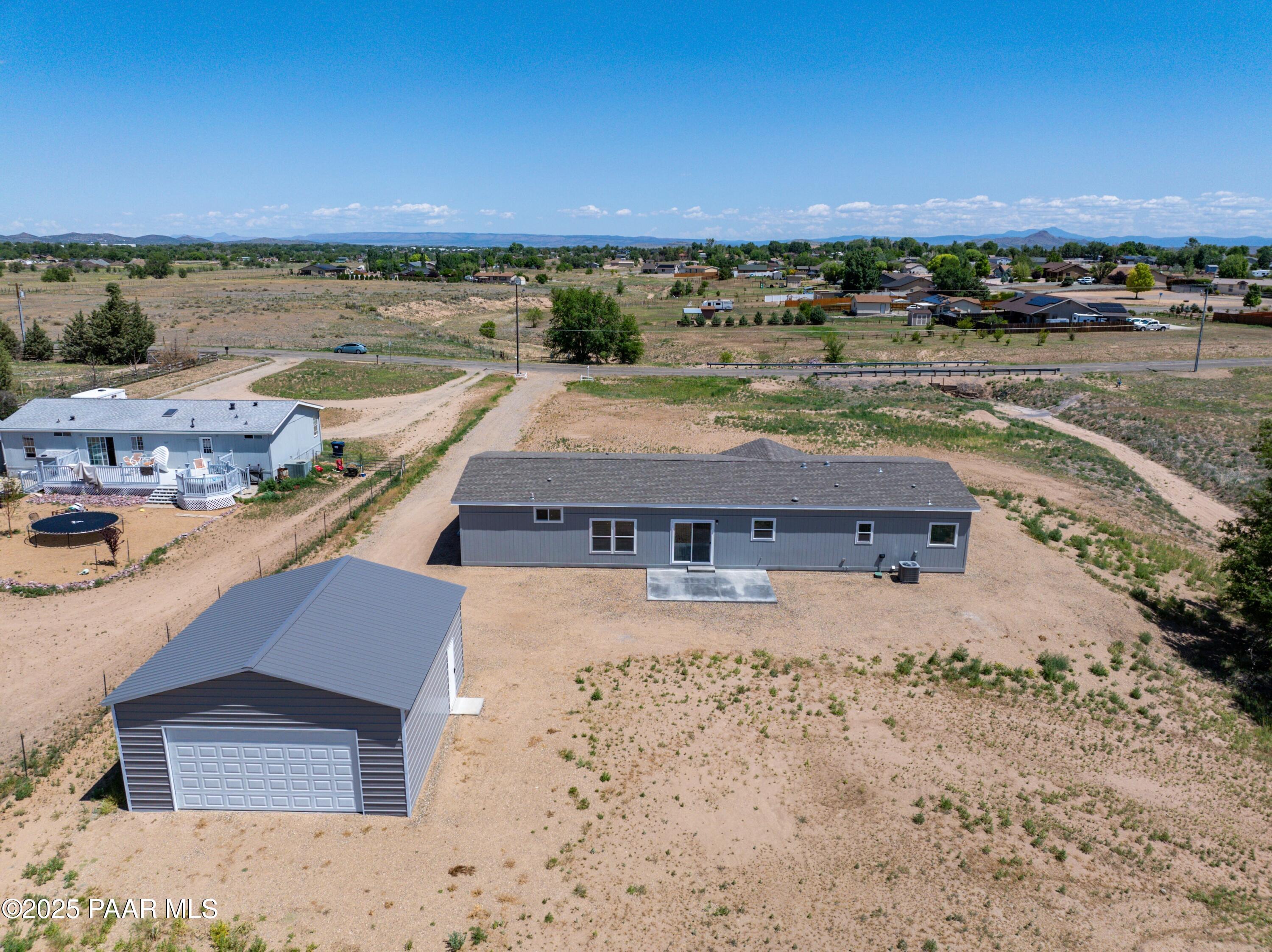 1635 E Road 2 South
