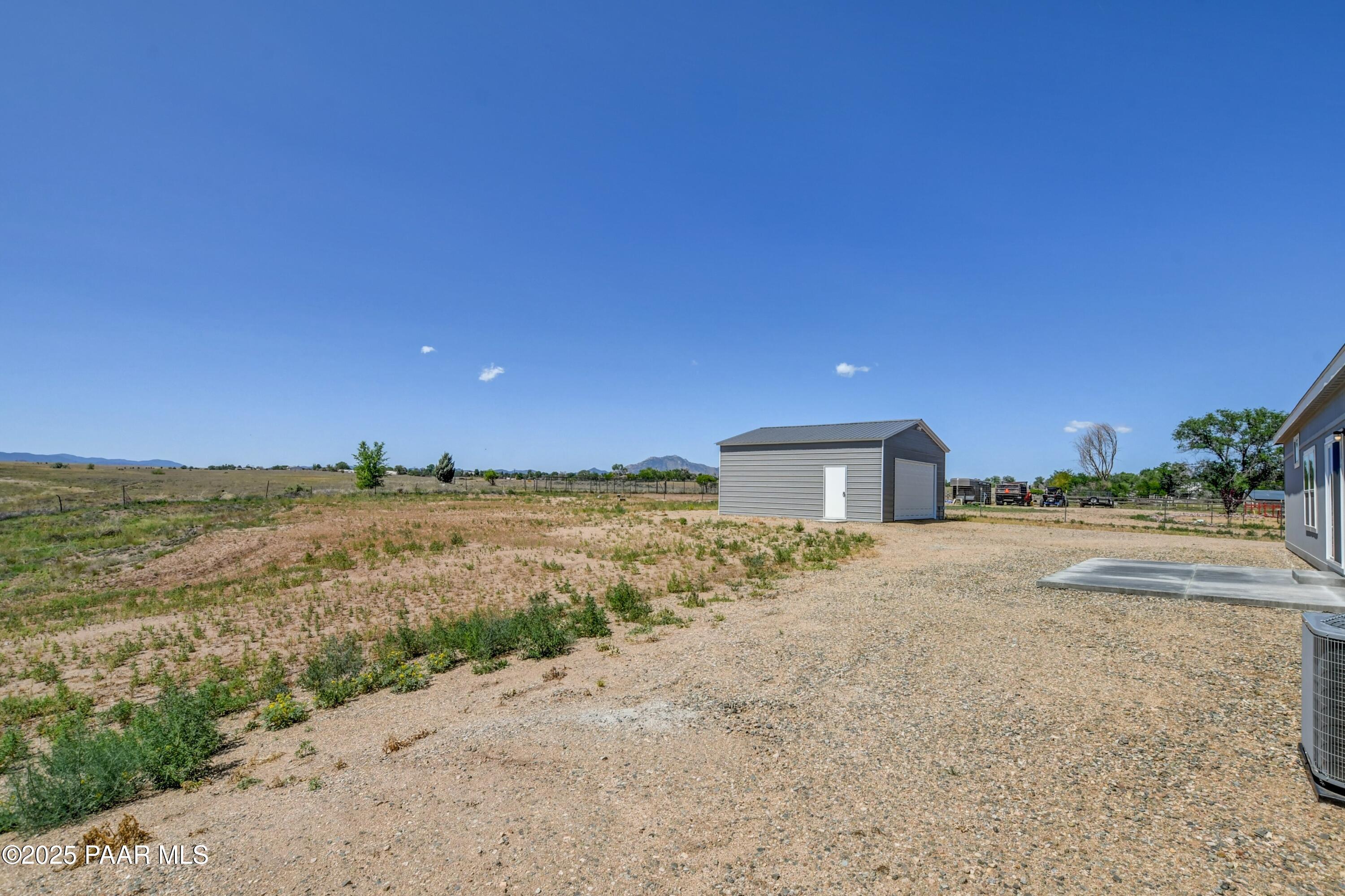 1635 E Road 2 South