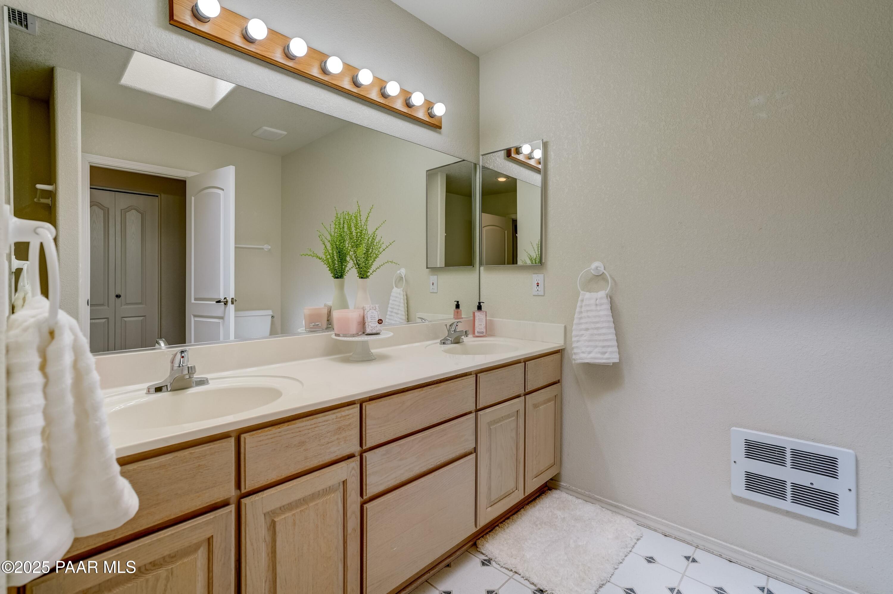 2785 W Bard Ranch Road