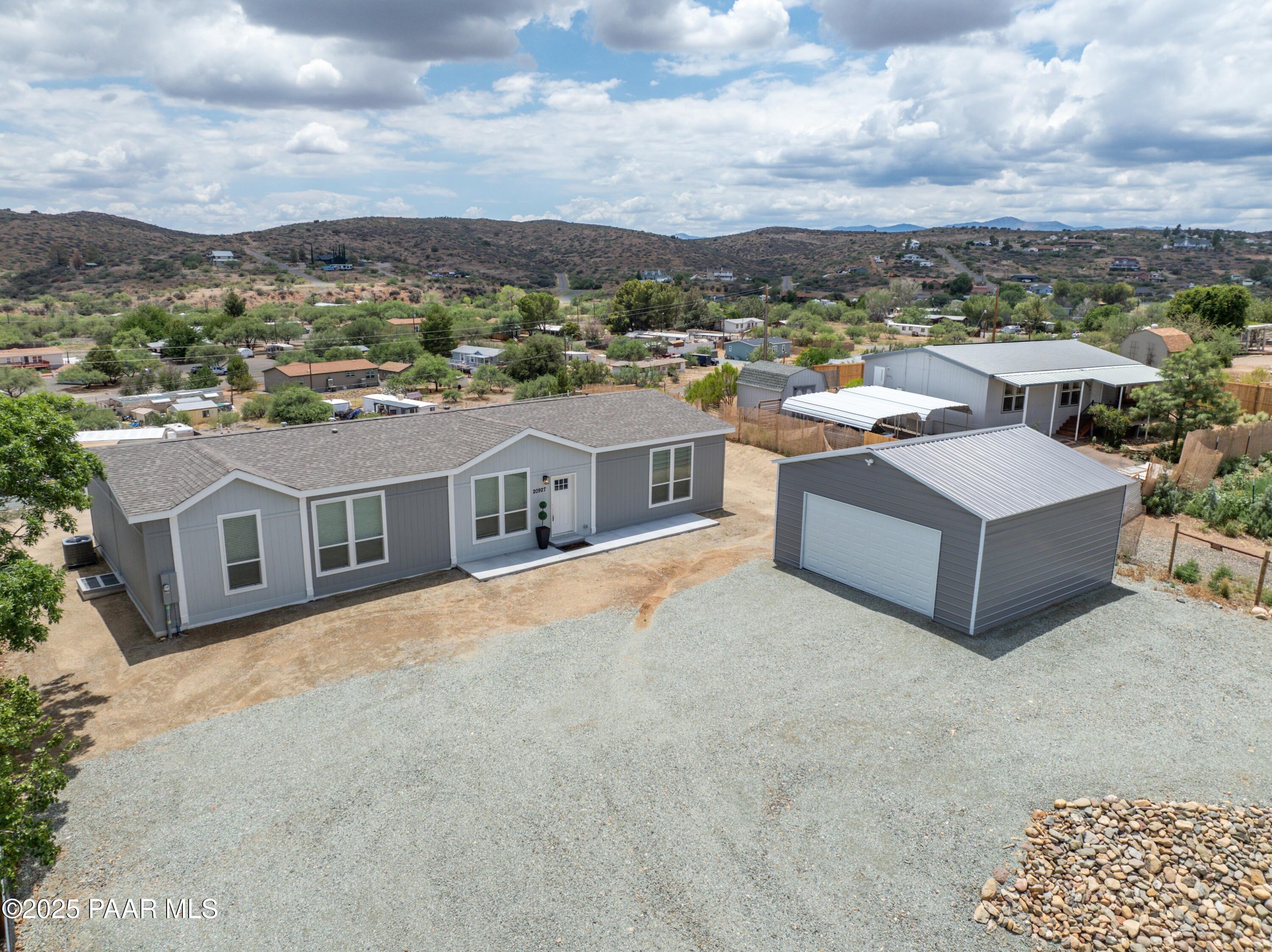 20927 E Valley View Lane