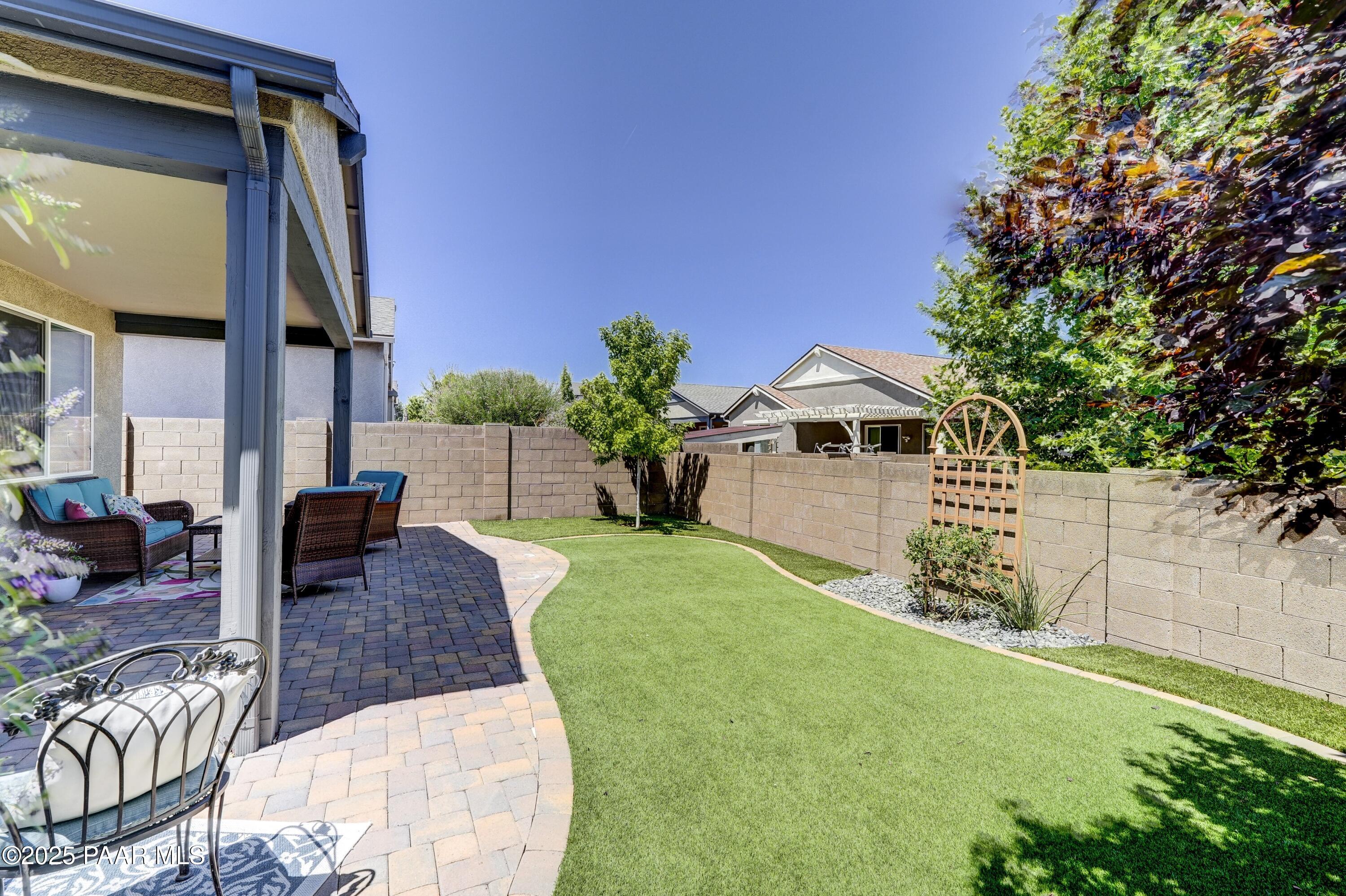 1372 Towhee Trail