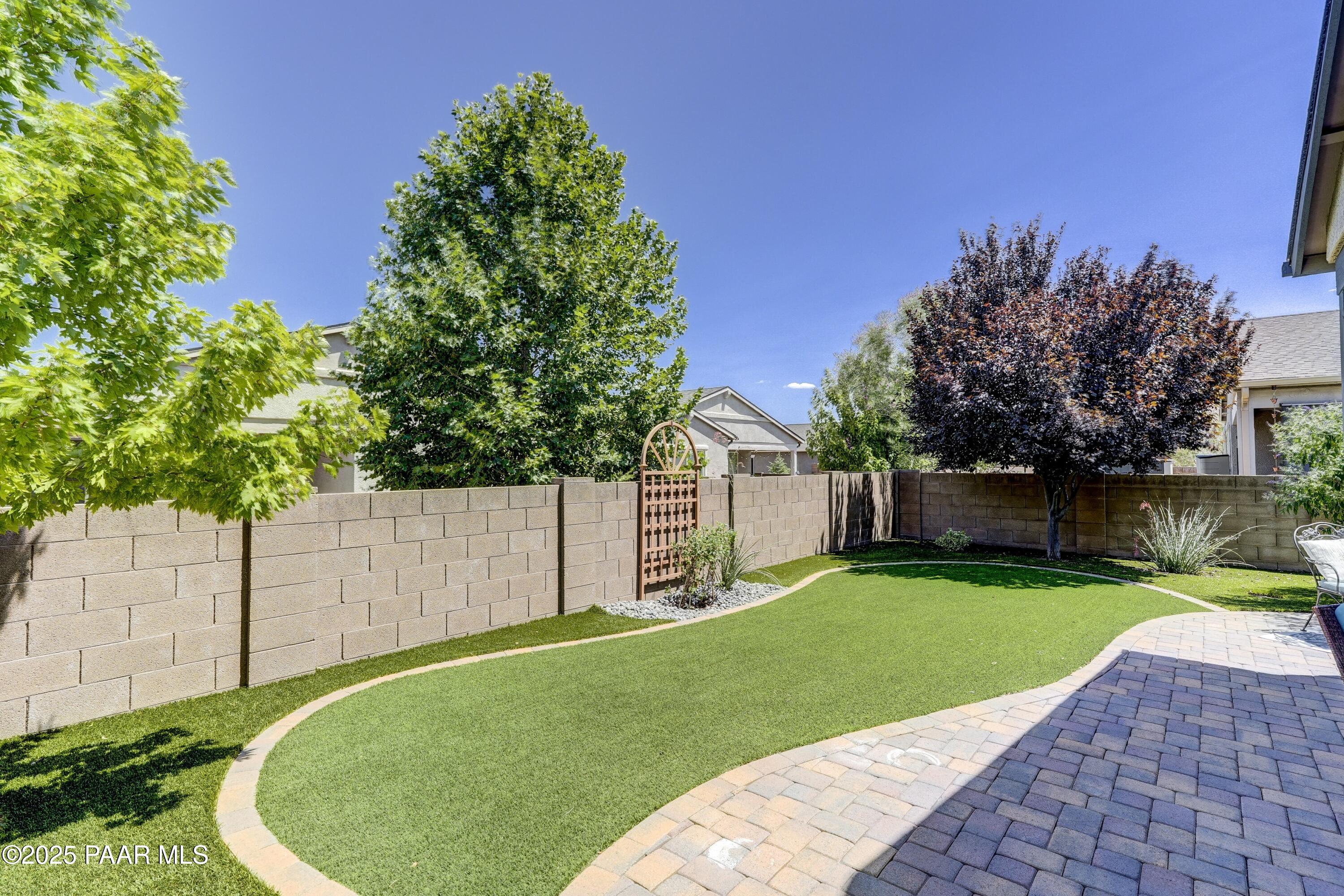 1372 Towhee Trail