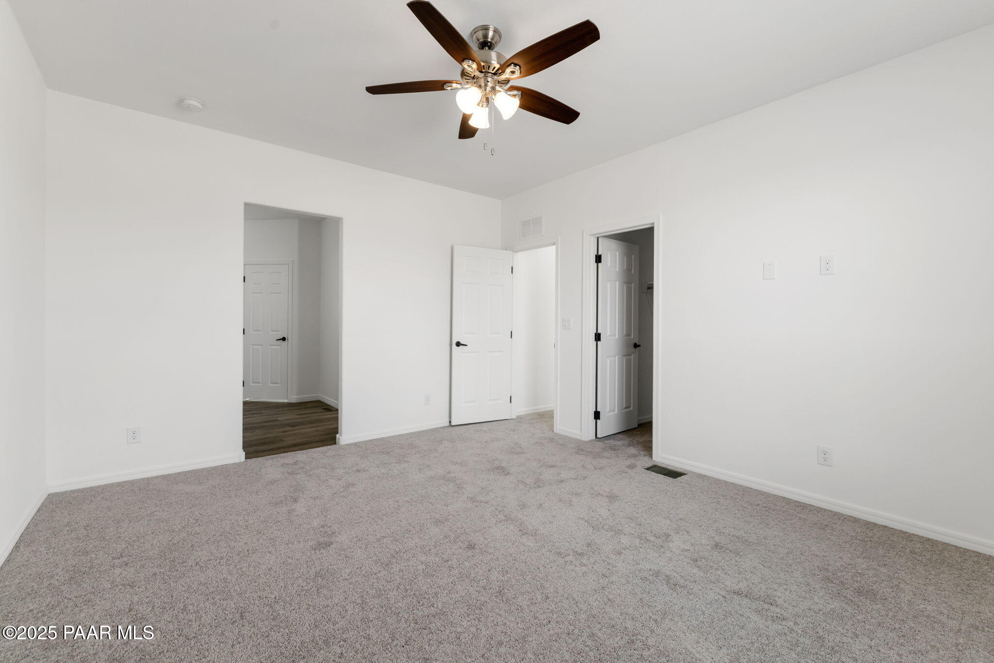 1448 E Spirit Lodge Trail