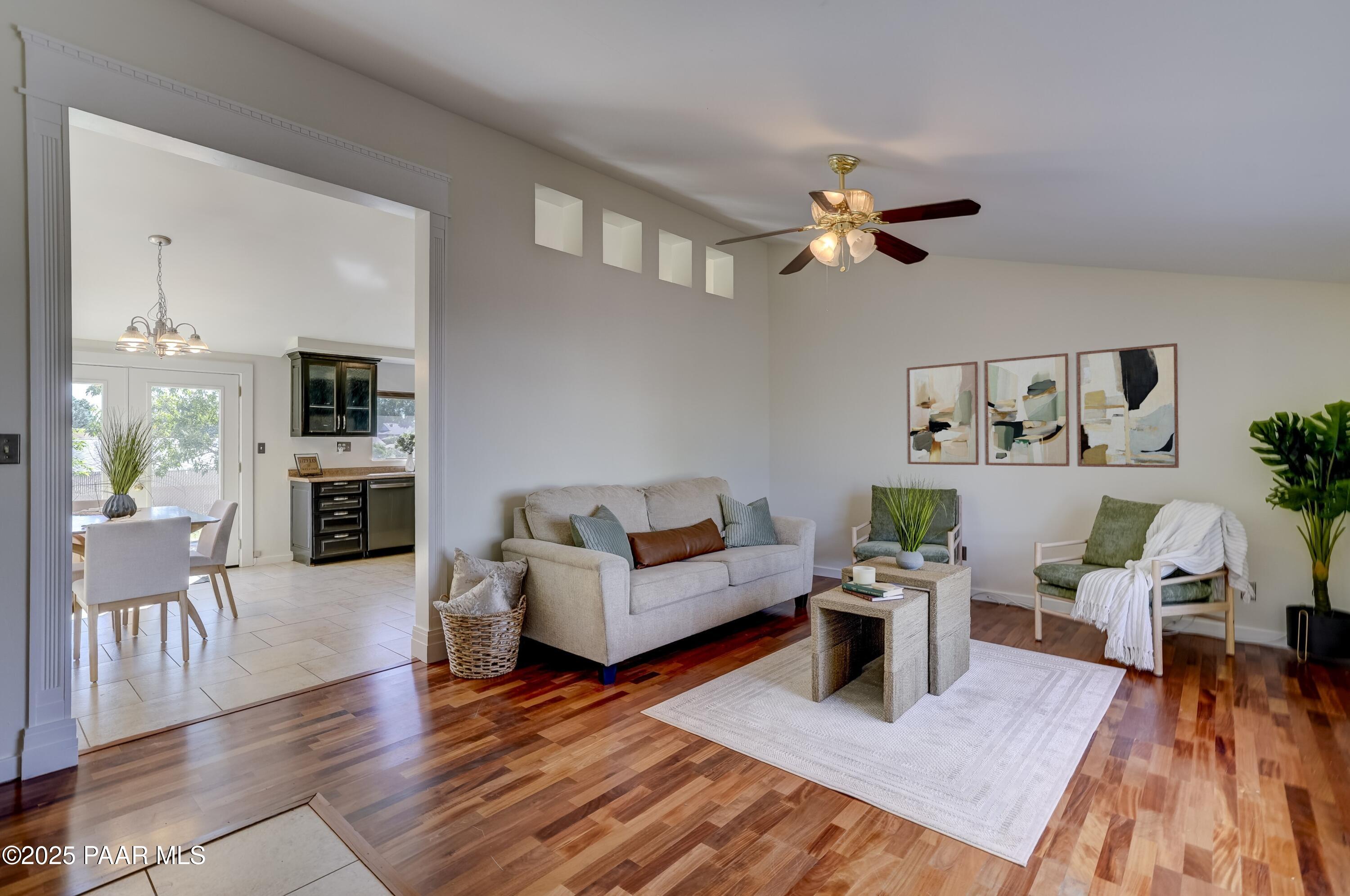 5121 N Stetson Drive