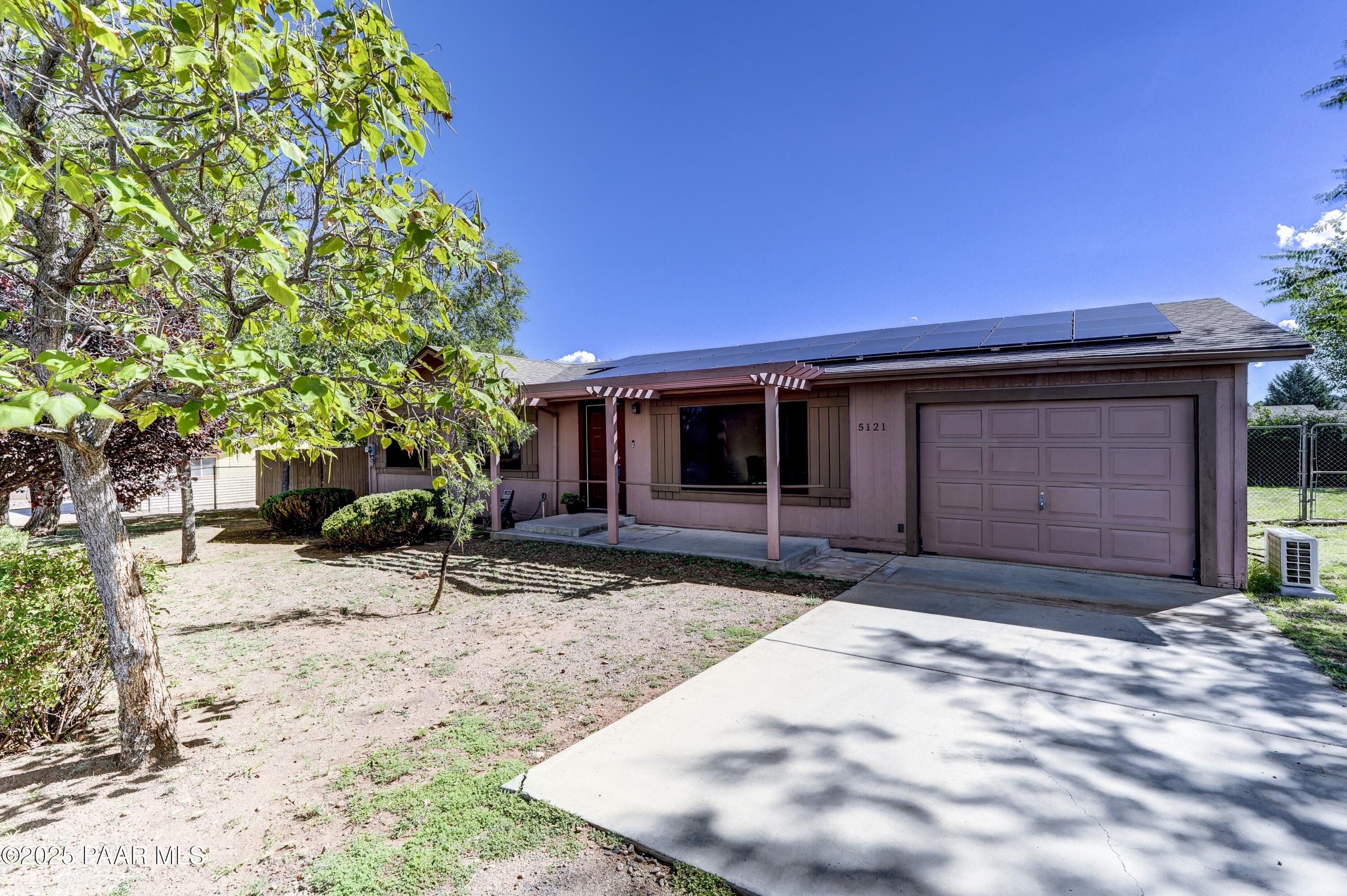 5121 N Stetson Drive