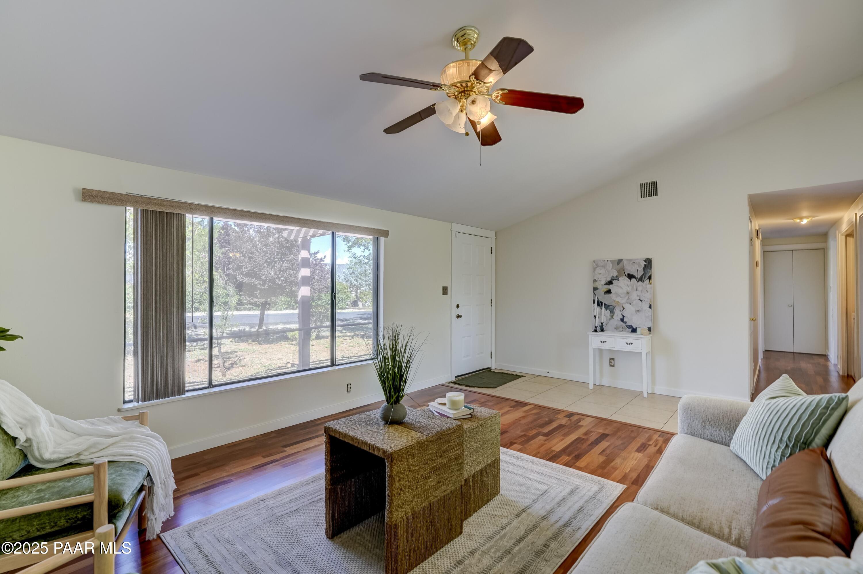 5121 N Stetson Drive