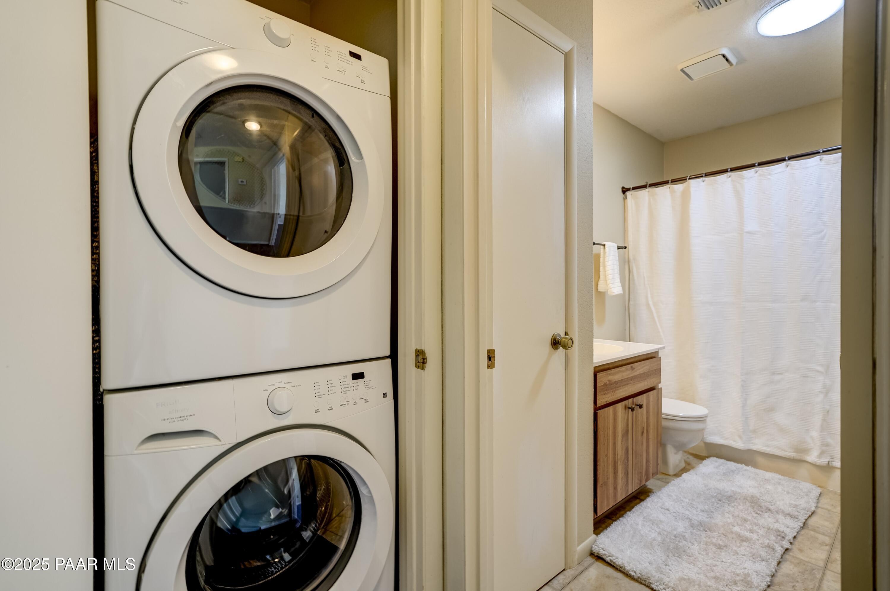 3129 Table Lands Court Unit: 1d