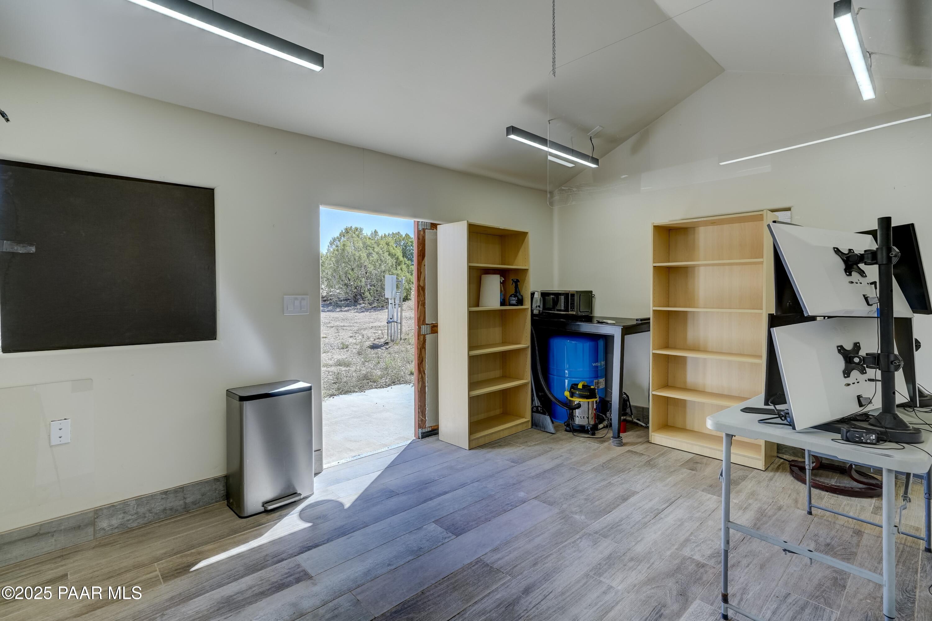 225 S Blue Merle Trail