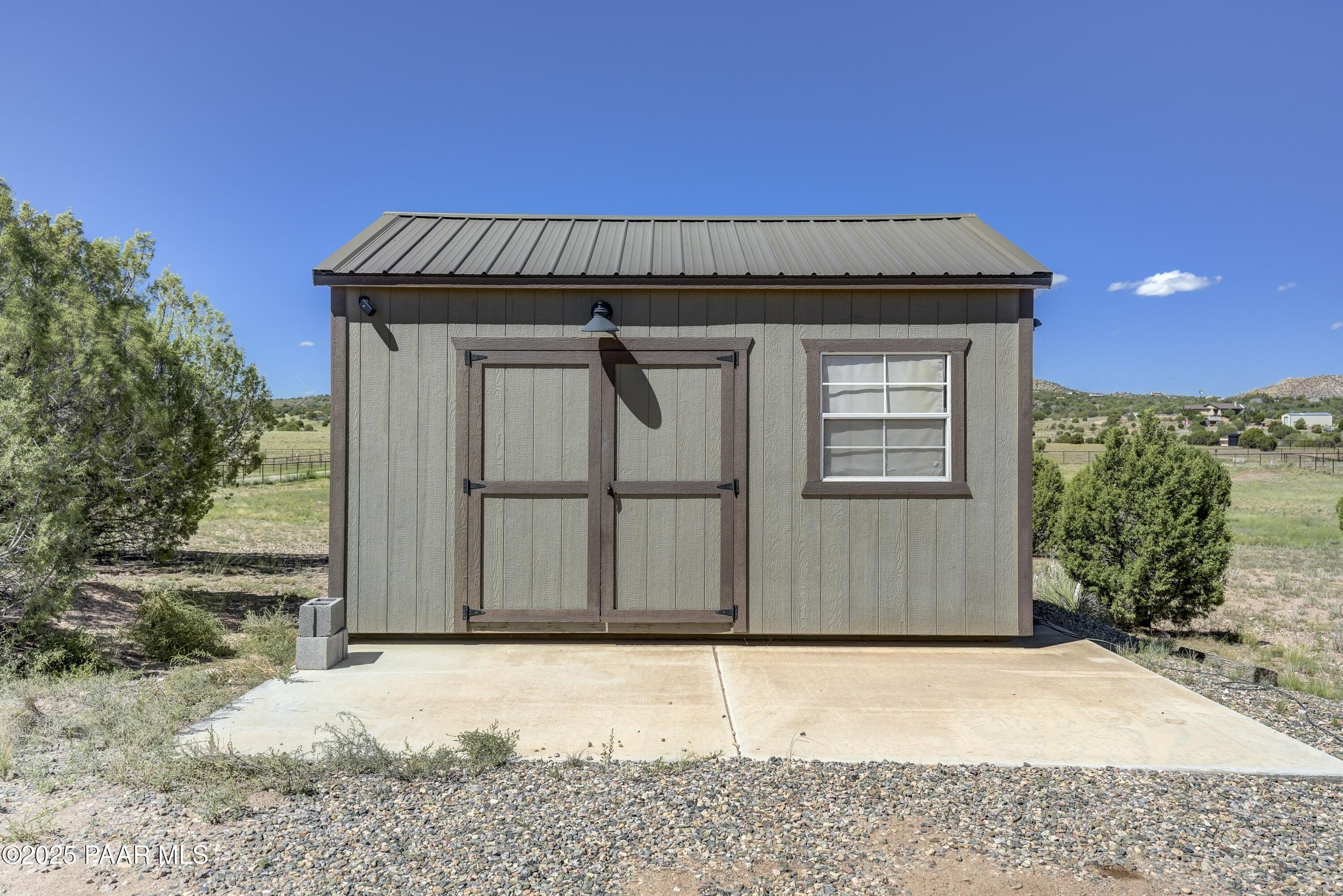 225 S Blue Merle Trail