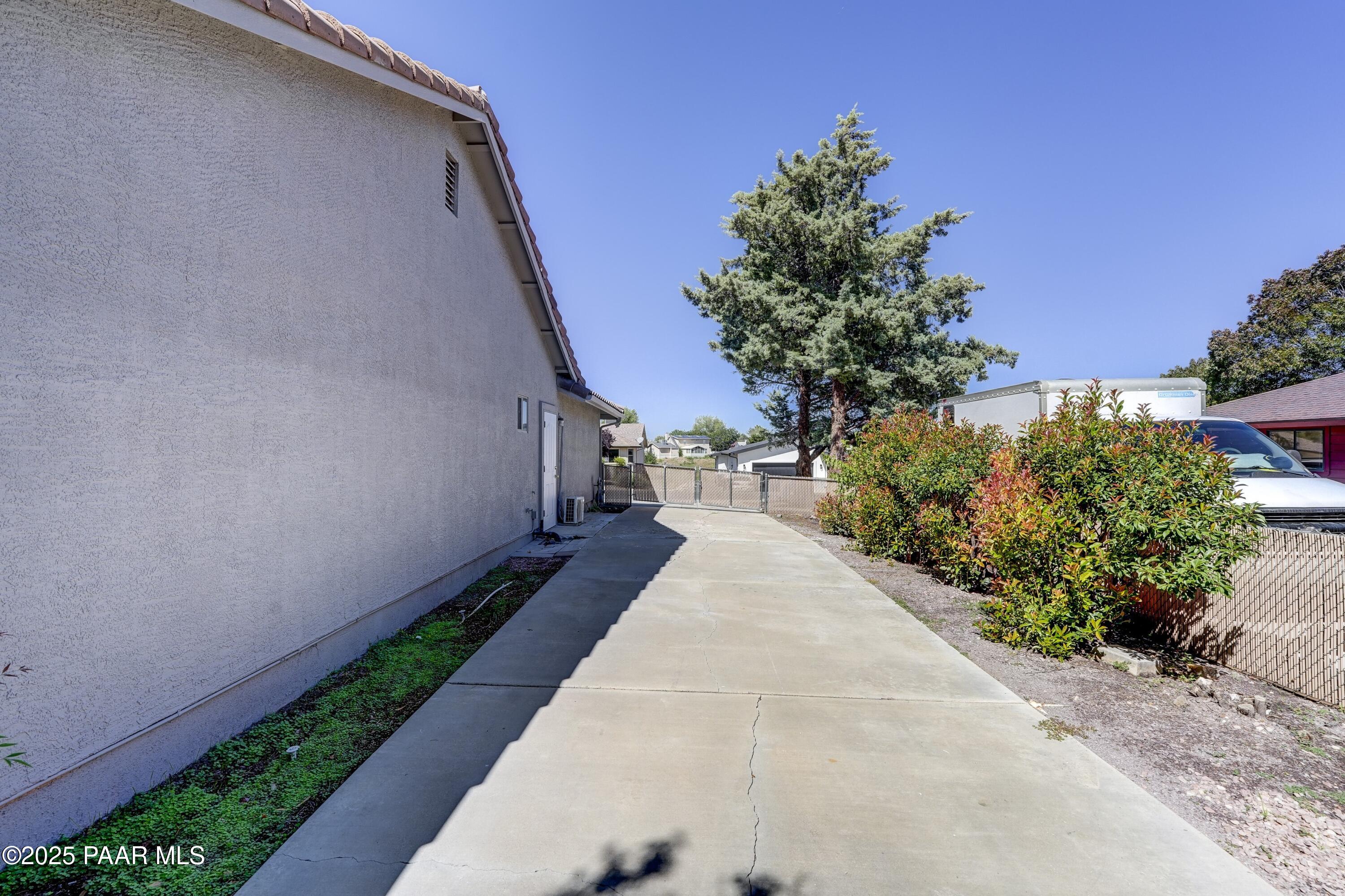 4351 N Verde Vista Drive