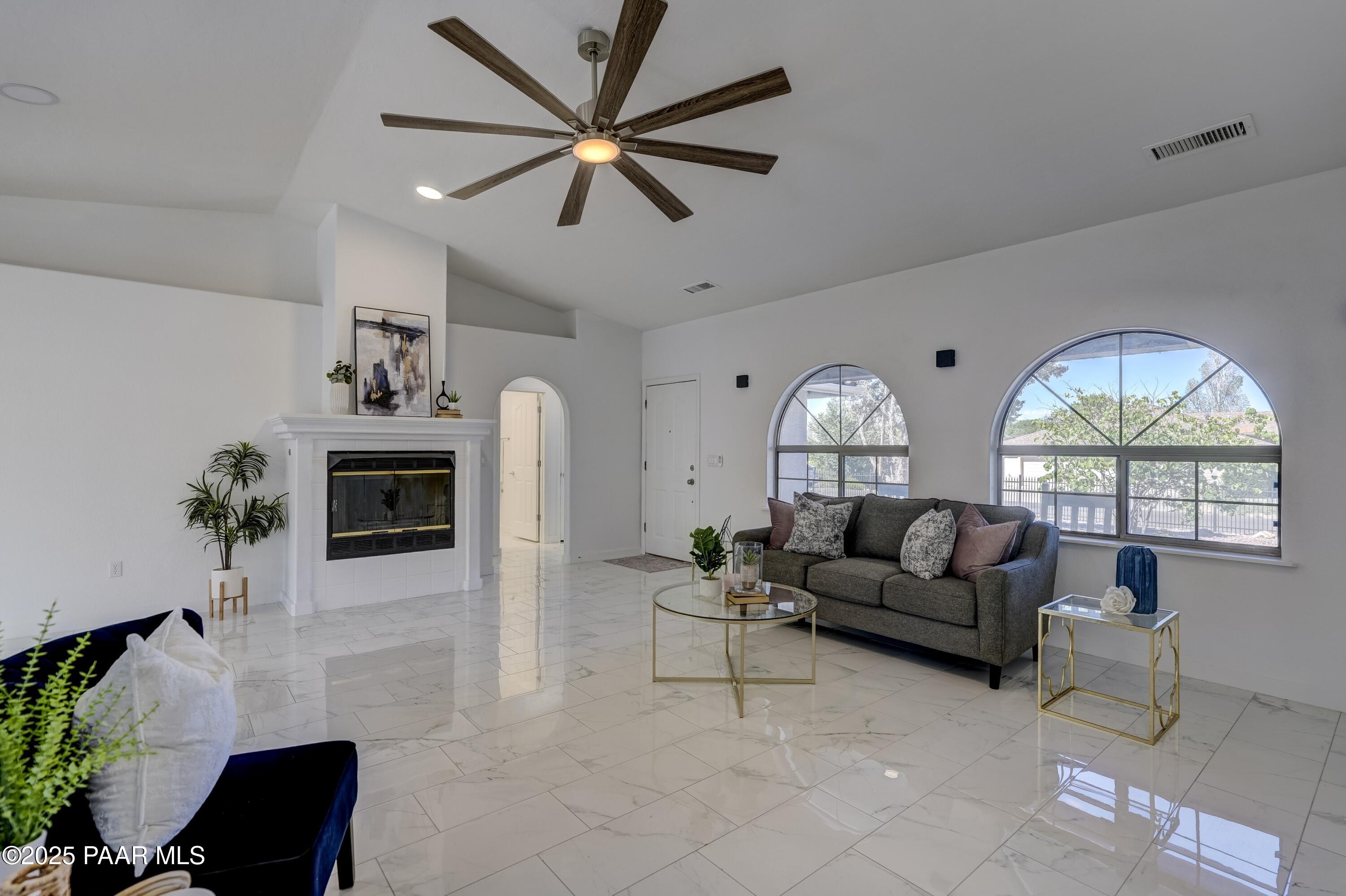 4351 N Verde Vista Drive