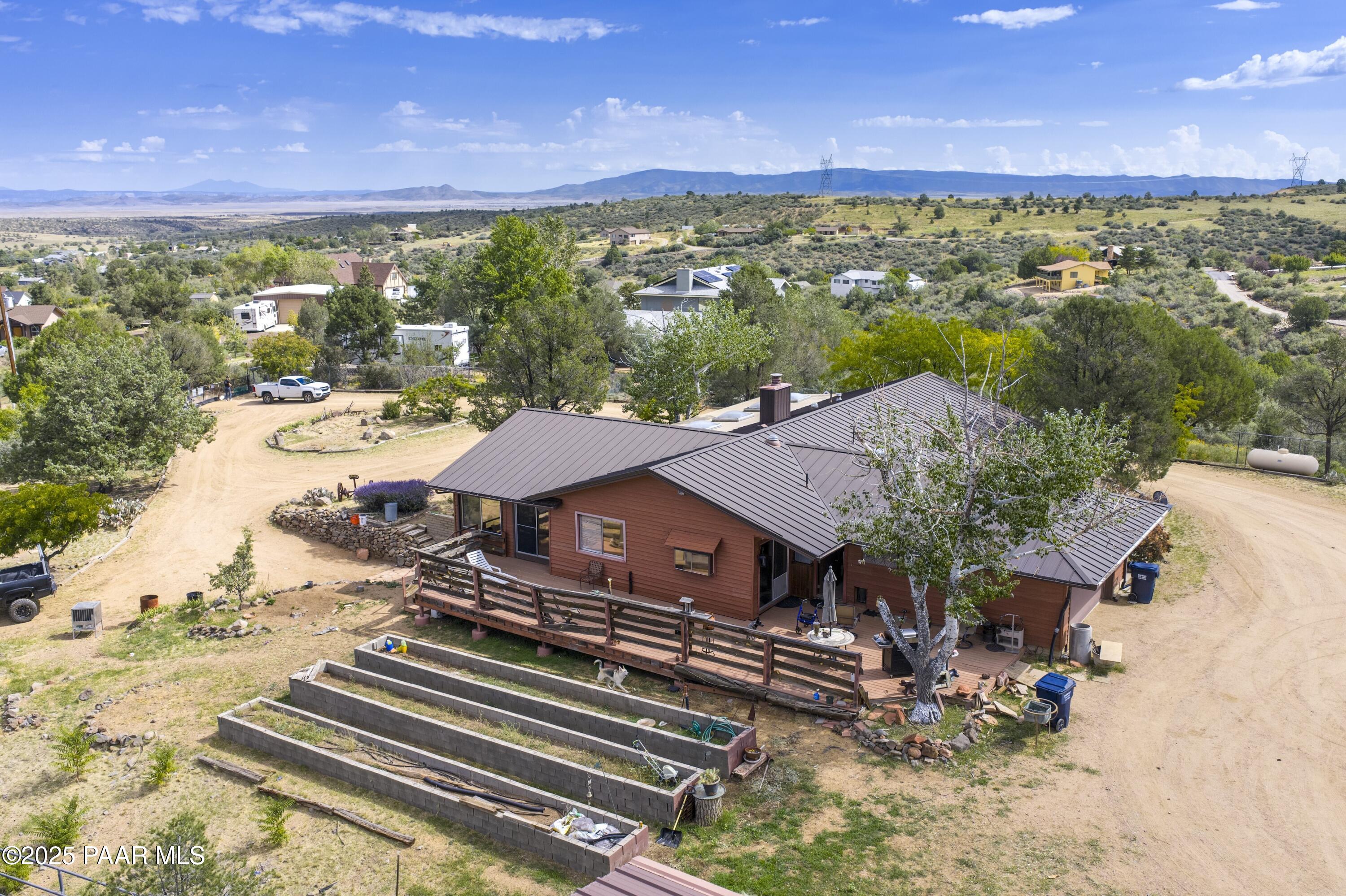1405 W Ridge Drive