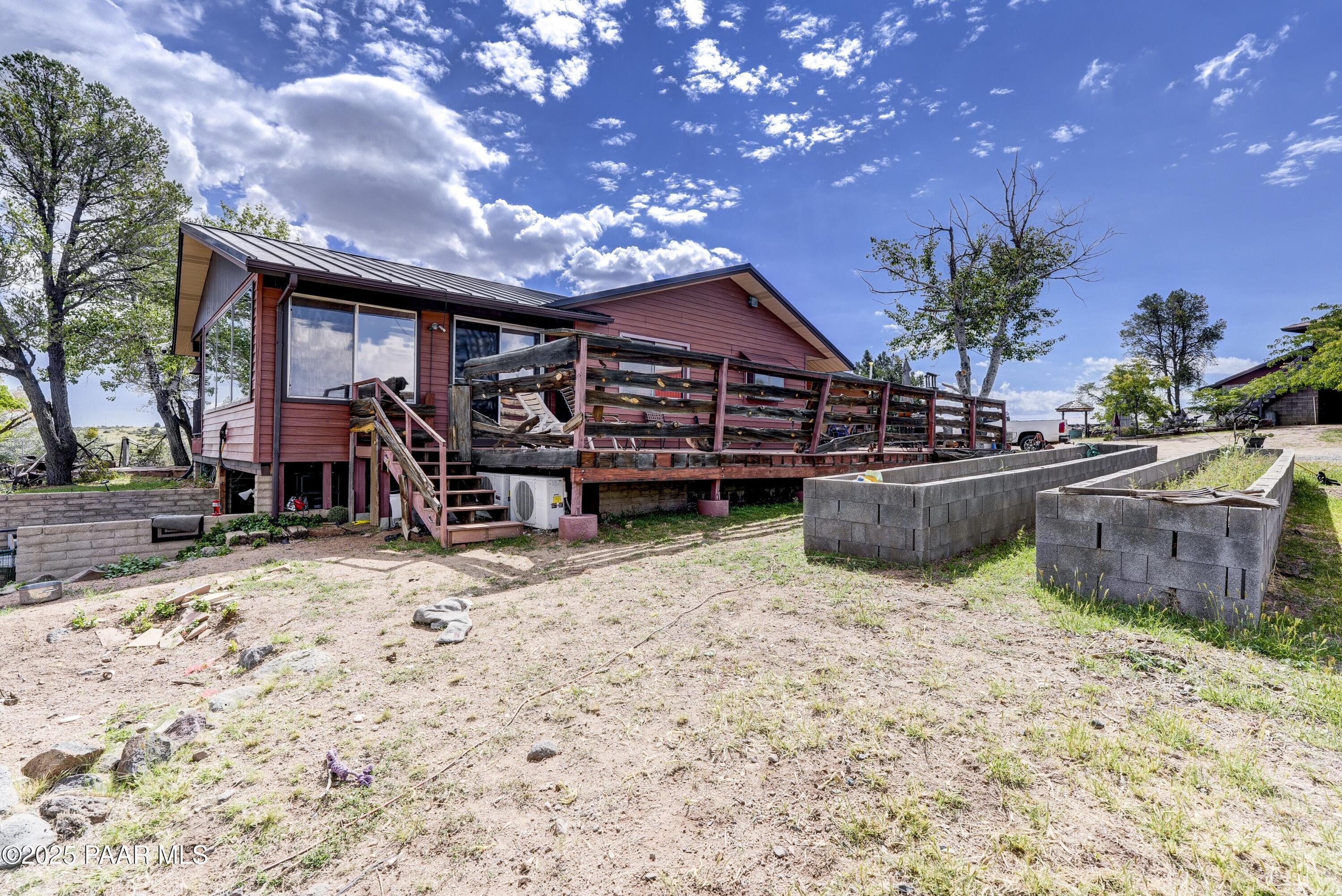 1405 W Ridge Drive