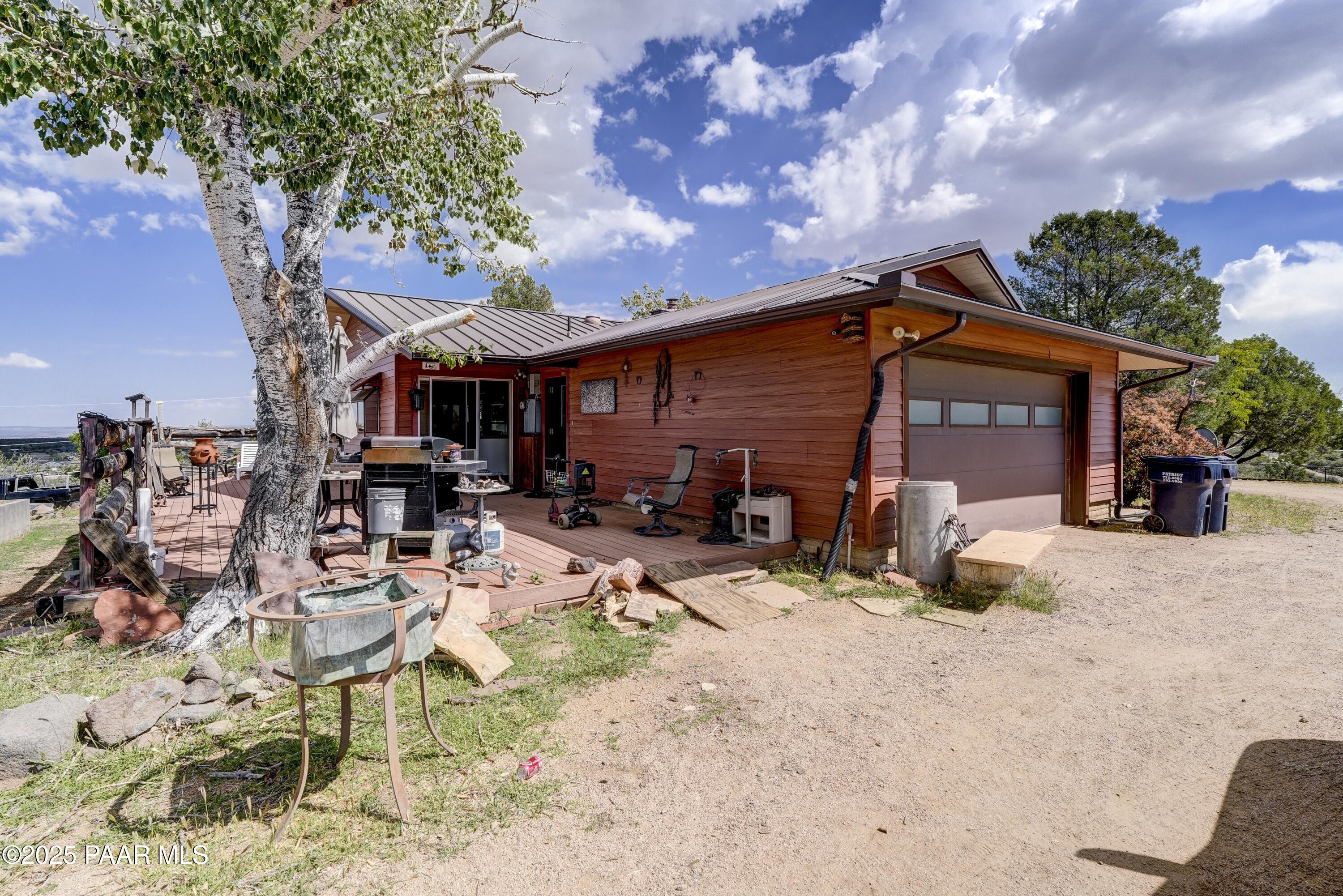 1405 W Ridge Drive