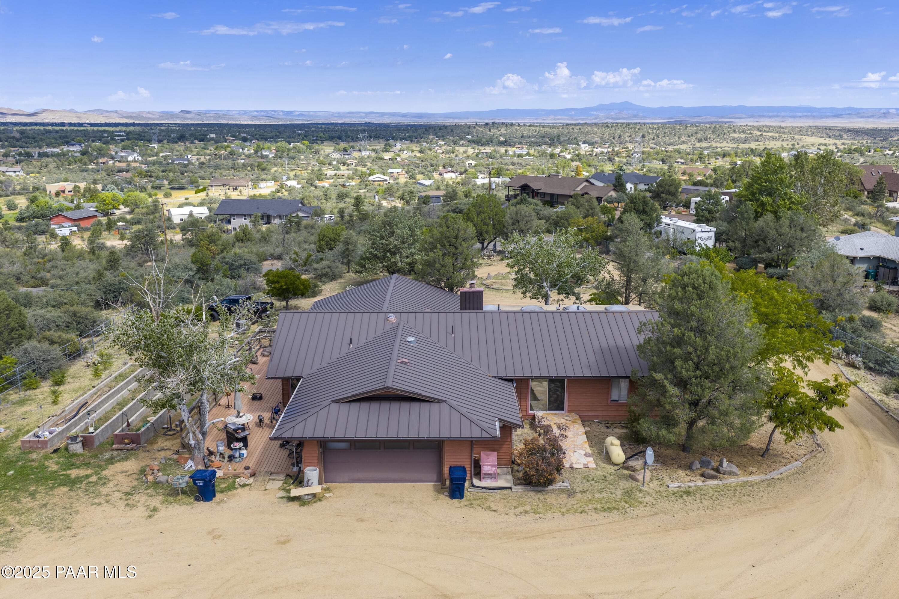 1405 W Ridge Drive