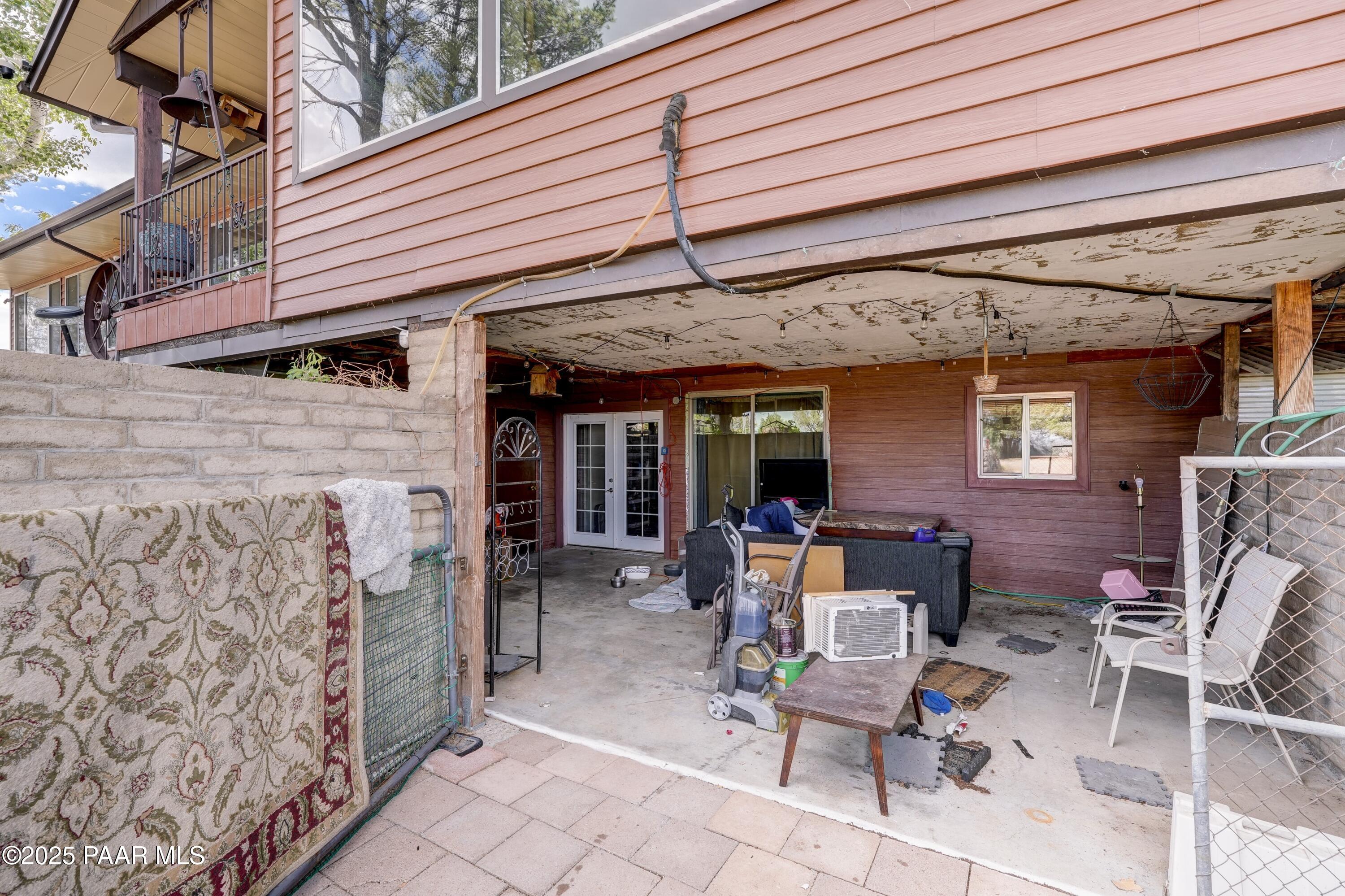 1405 W Ridge Drive