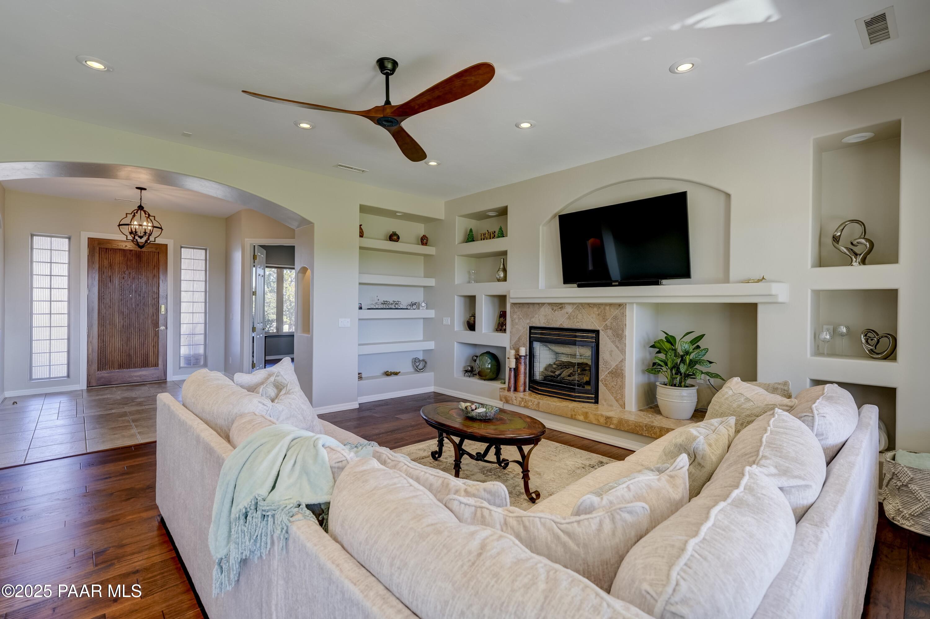 1033 Lupine Lane