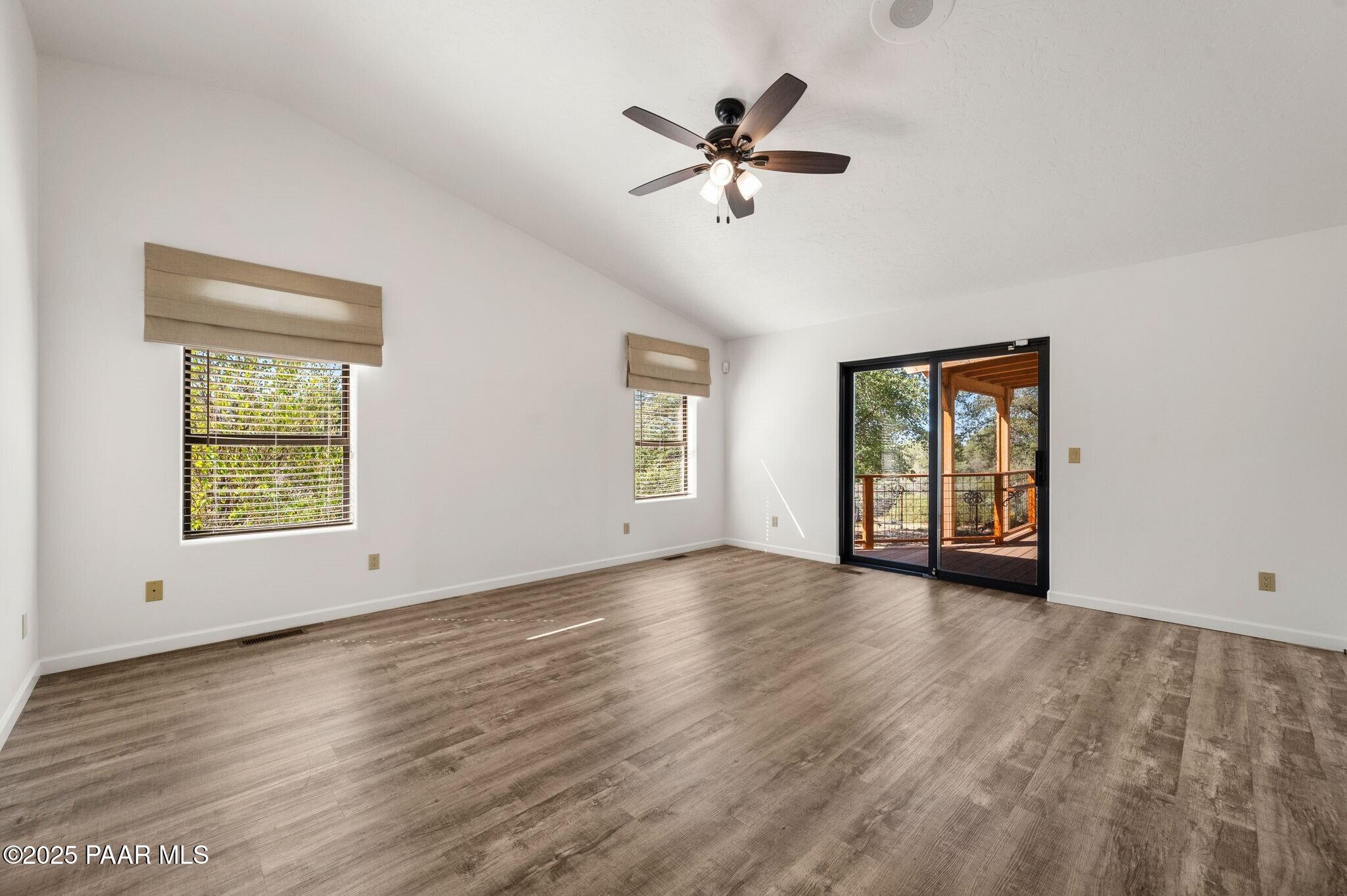 8640 N Granite Oaks Drive