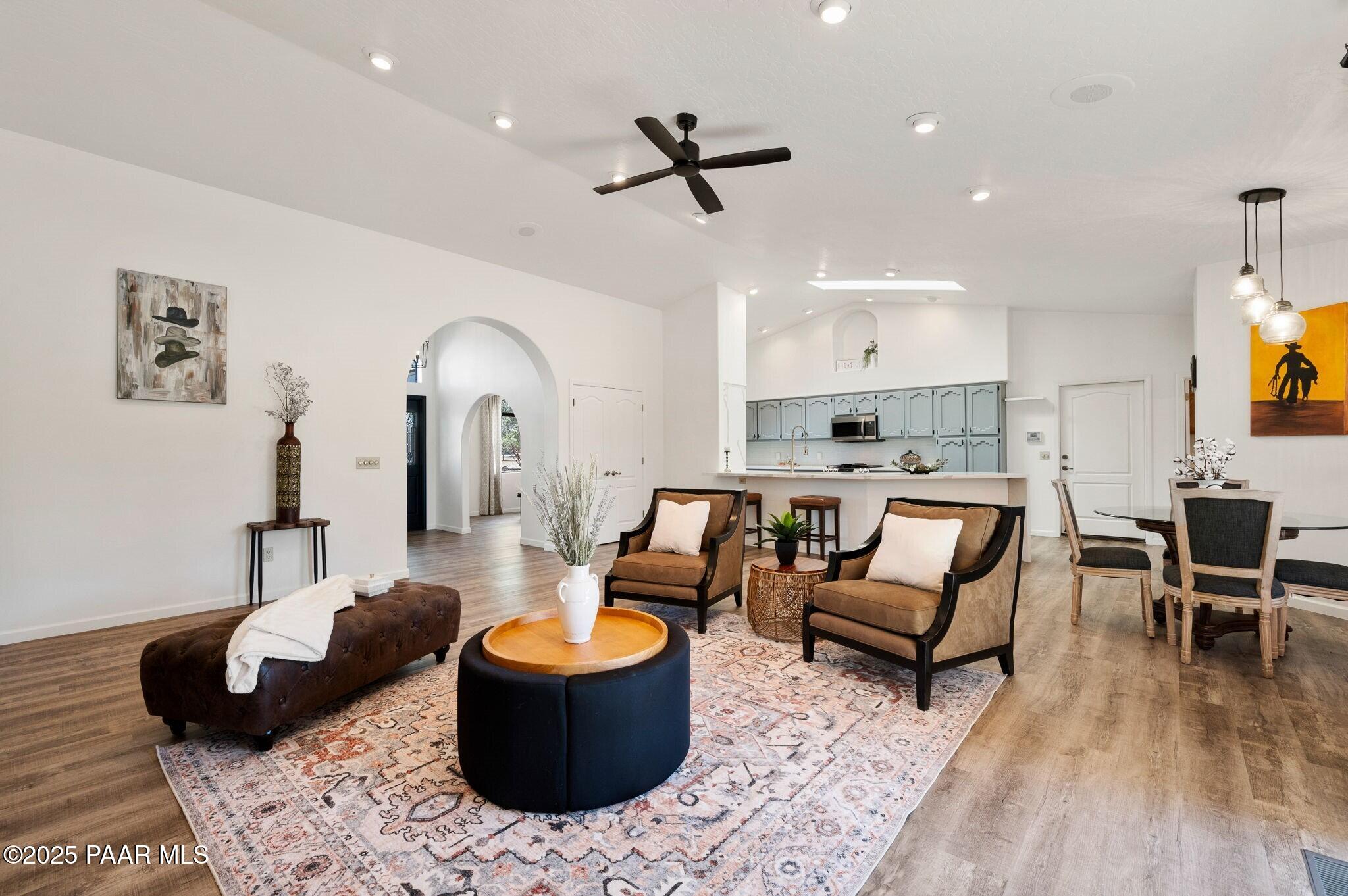 8640 N Granite Oaks Drive