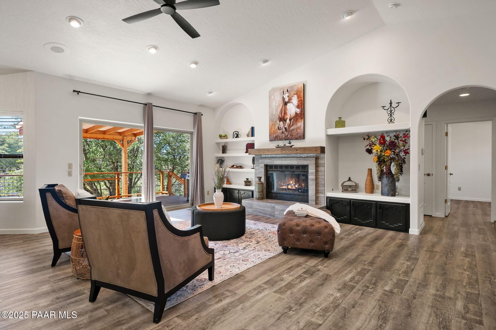 8640 N Granite Oaks Drive