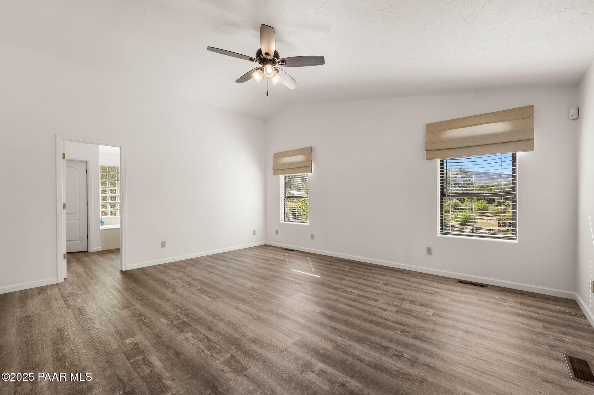 8640 N Granite Oaks Drive