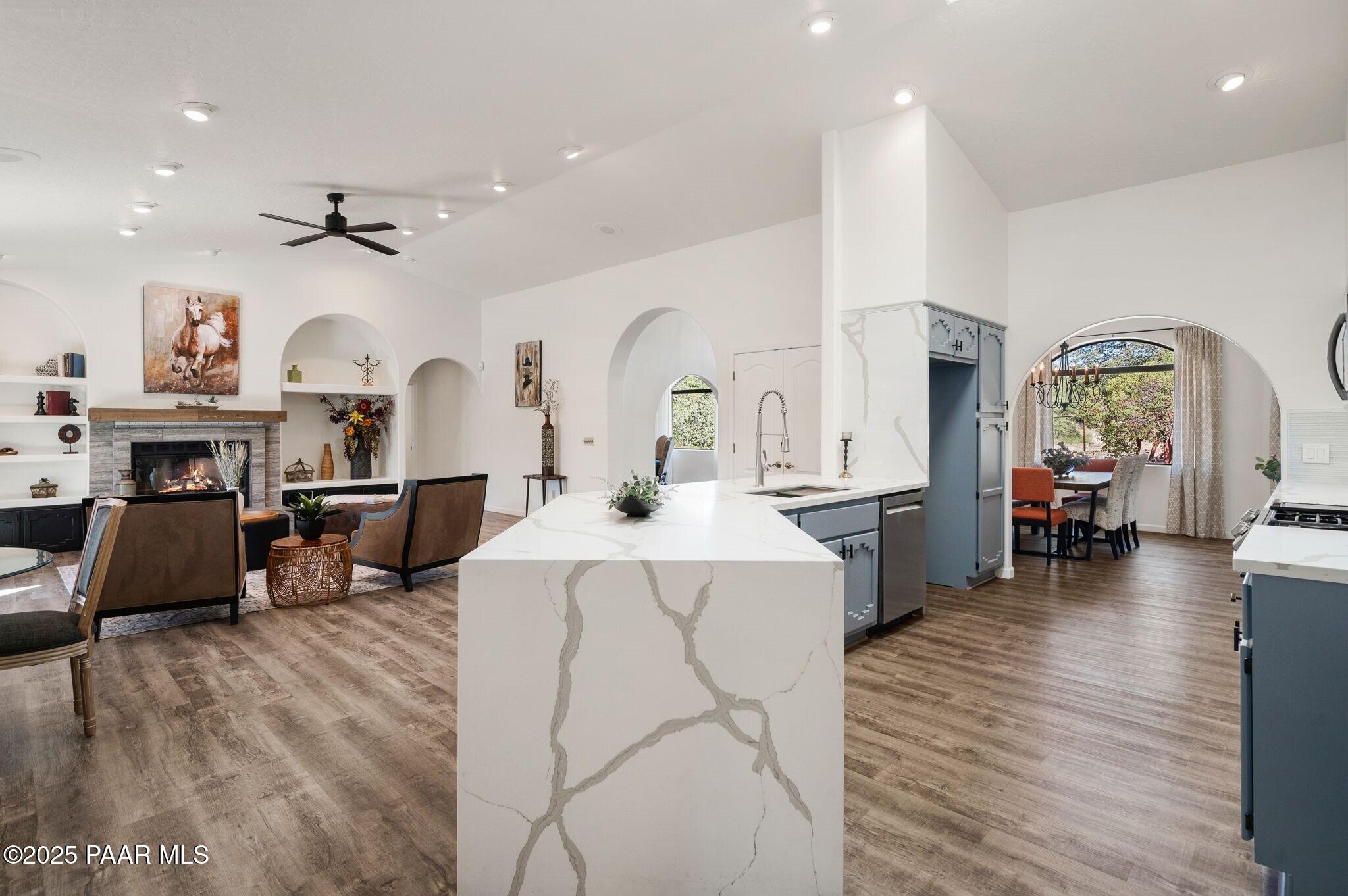 8640 N Granite Oaks Drive