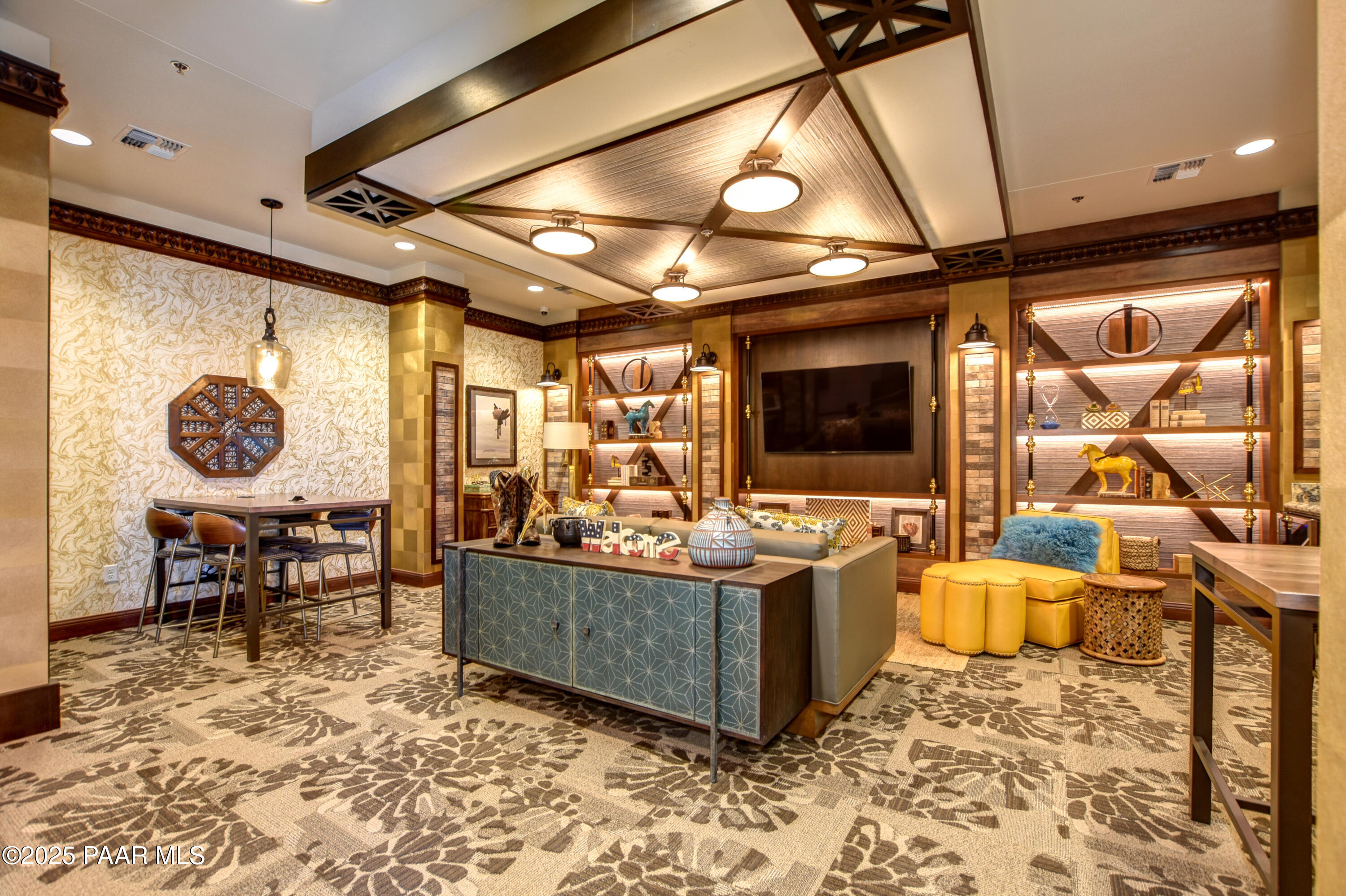 3836 N Marden Lane Unit: 7c3